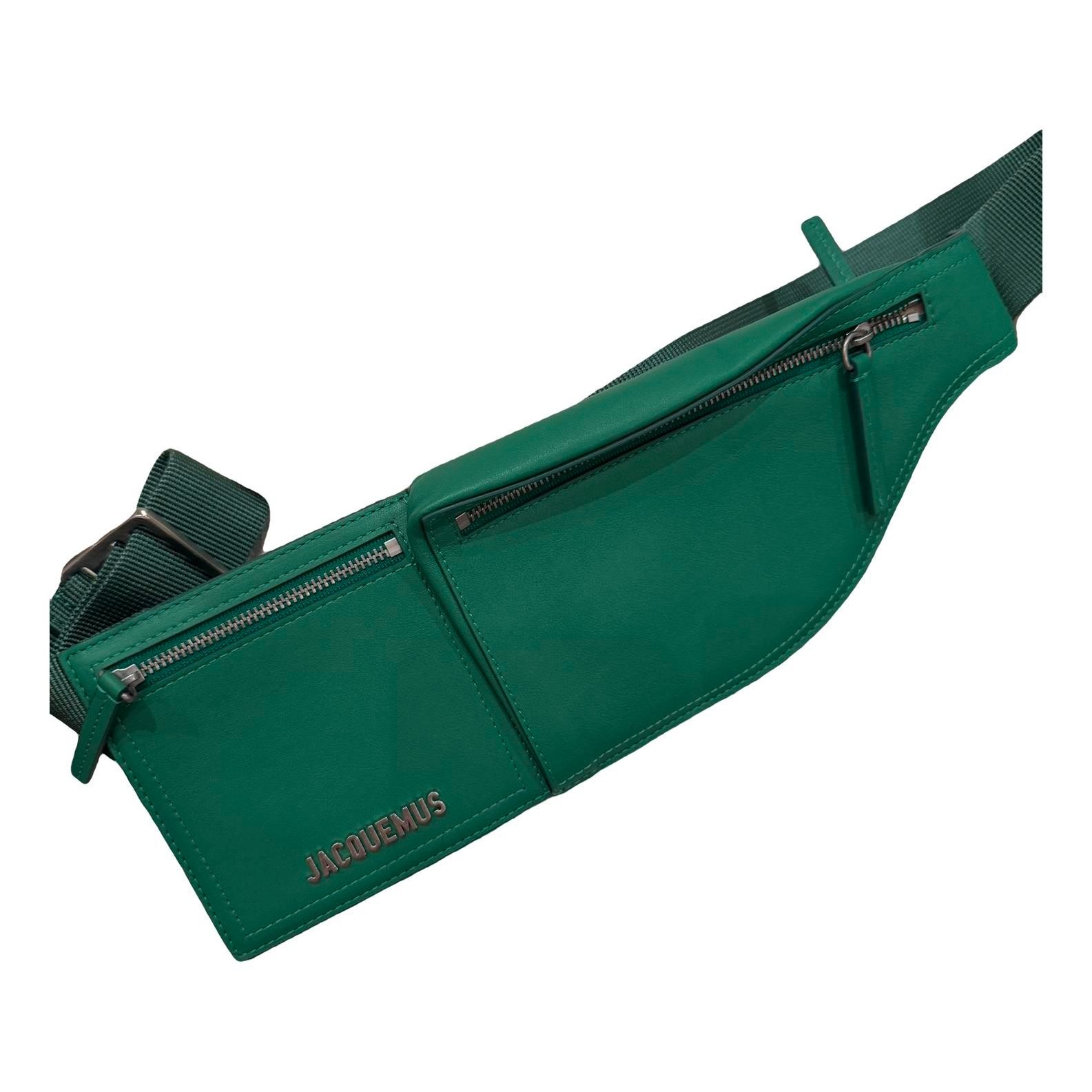 Leather travel bag