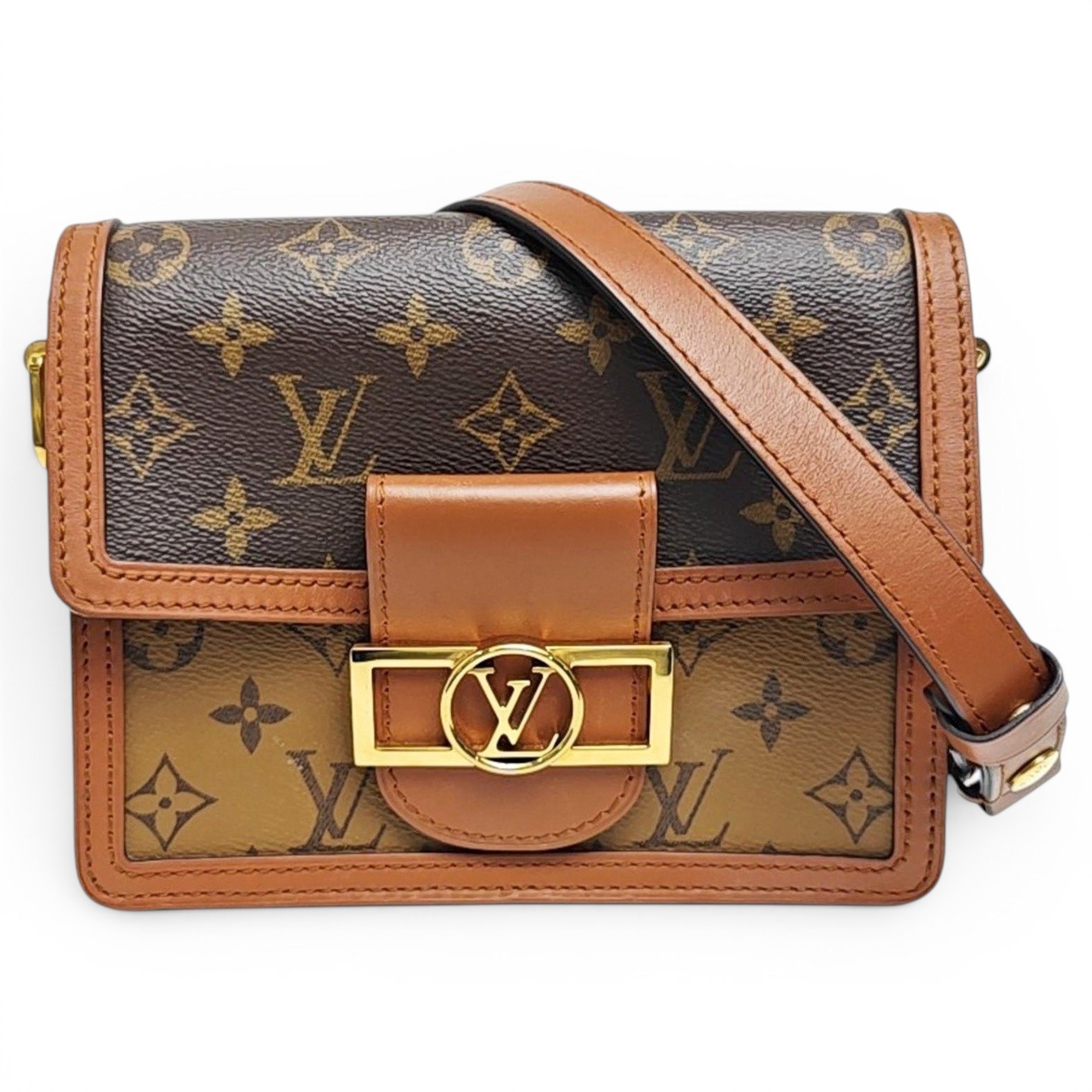 Dauphine leather handbag