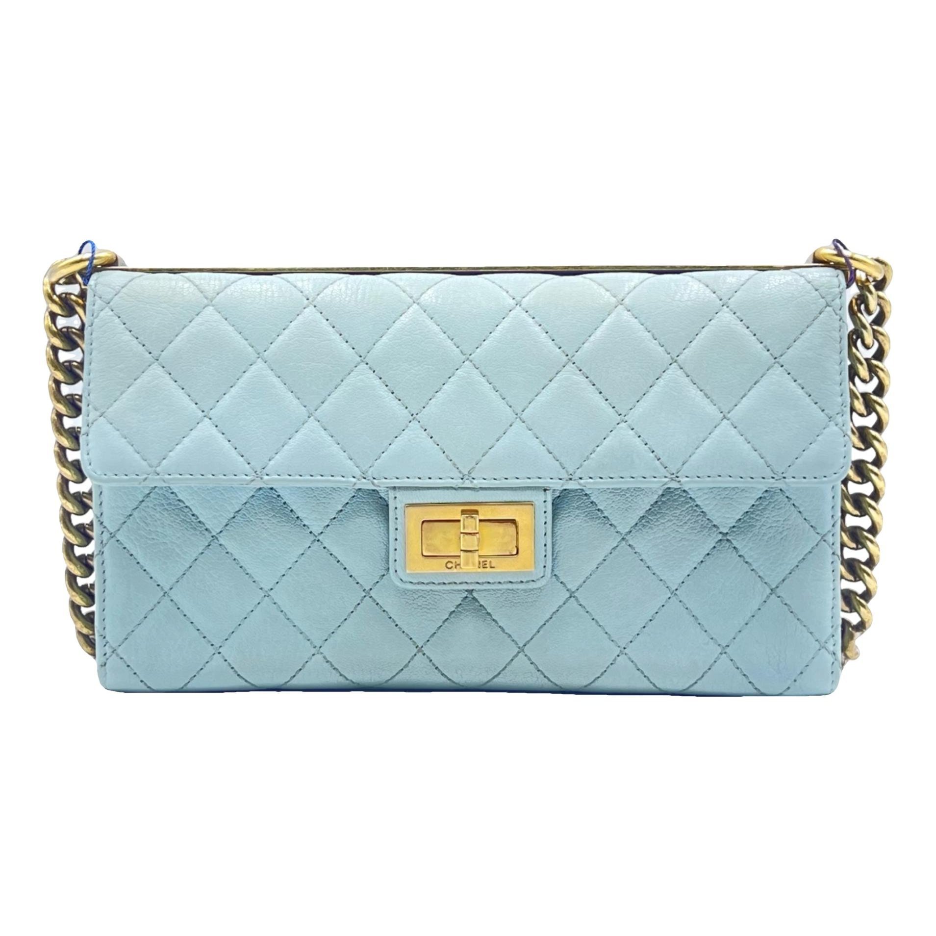 Trendy CC leather crossbody bag