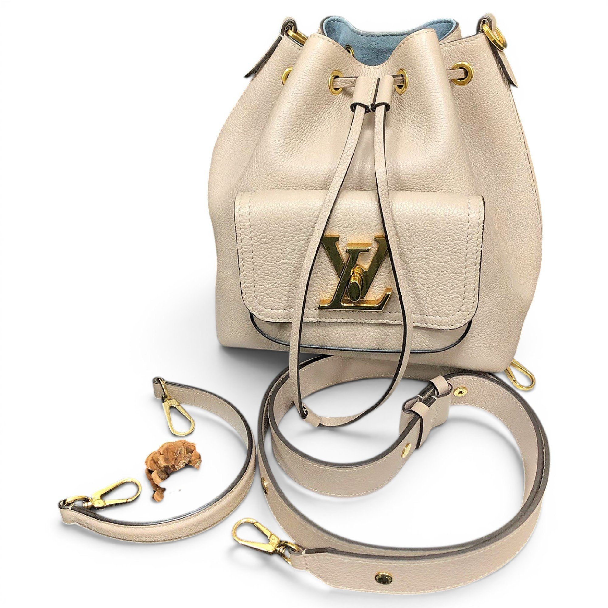 Lockme Bucket leather handbag