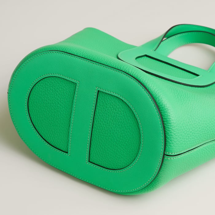 Vert Comics Hermès In-the-loop 23 Bag