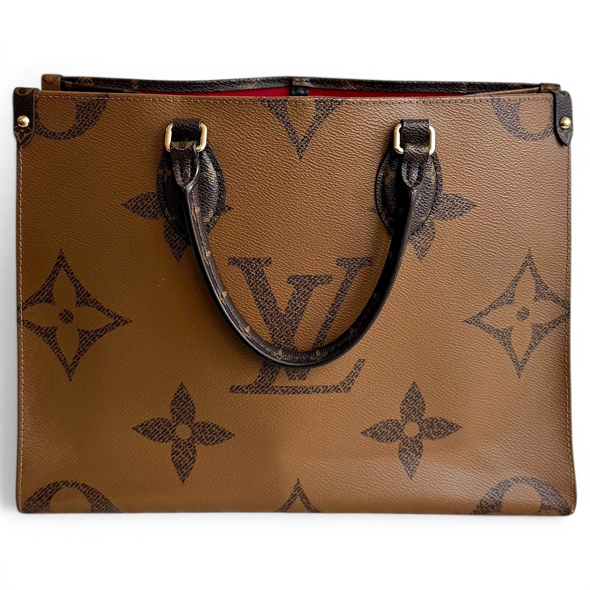 Onthego leather handbag