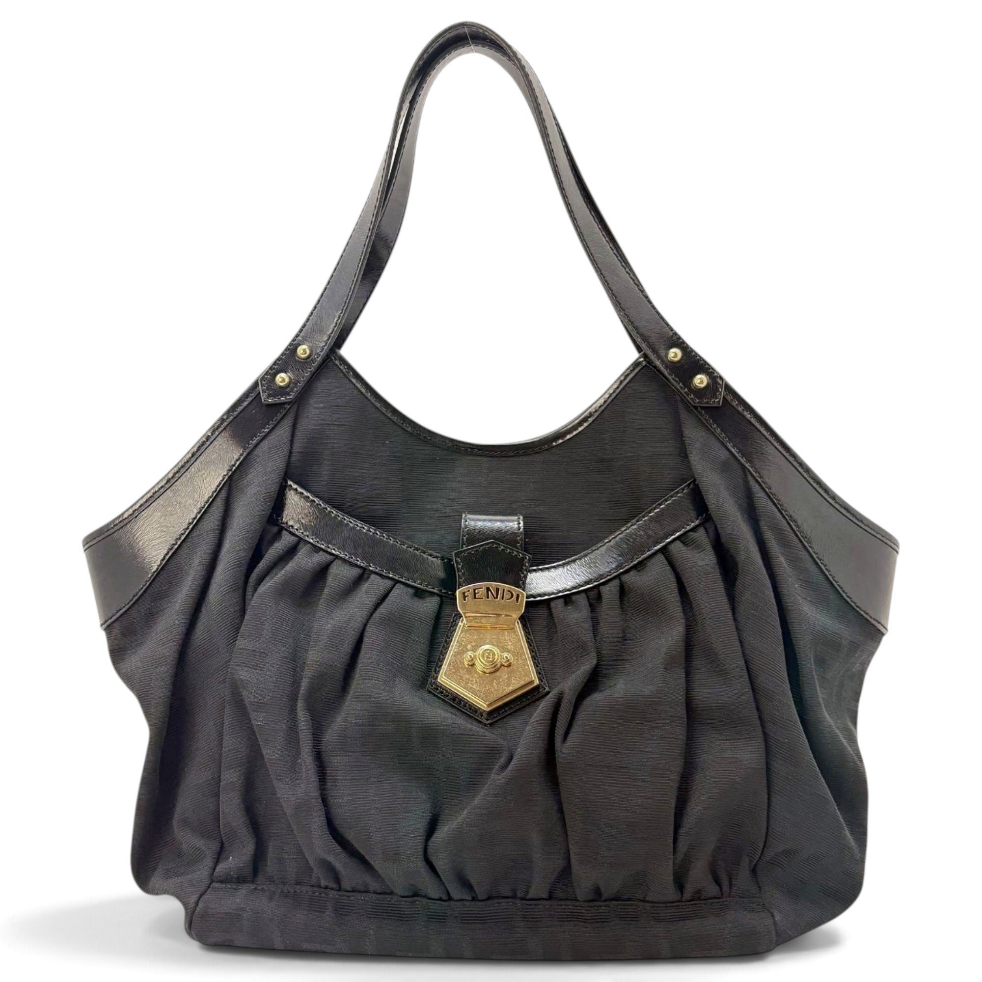 Pocket leather tote