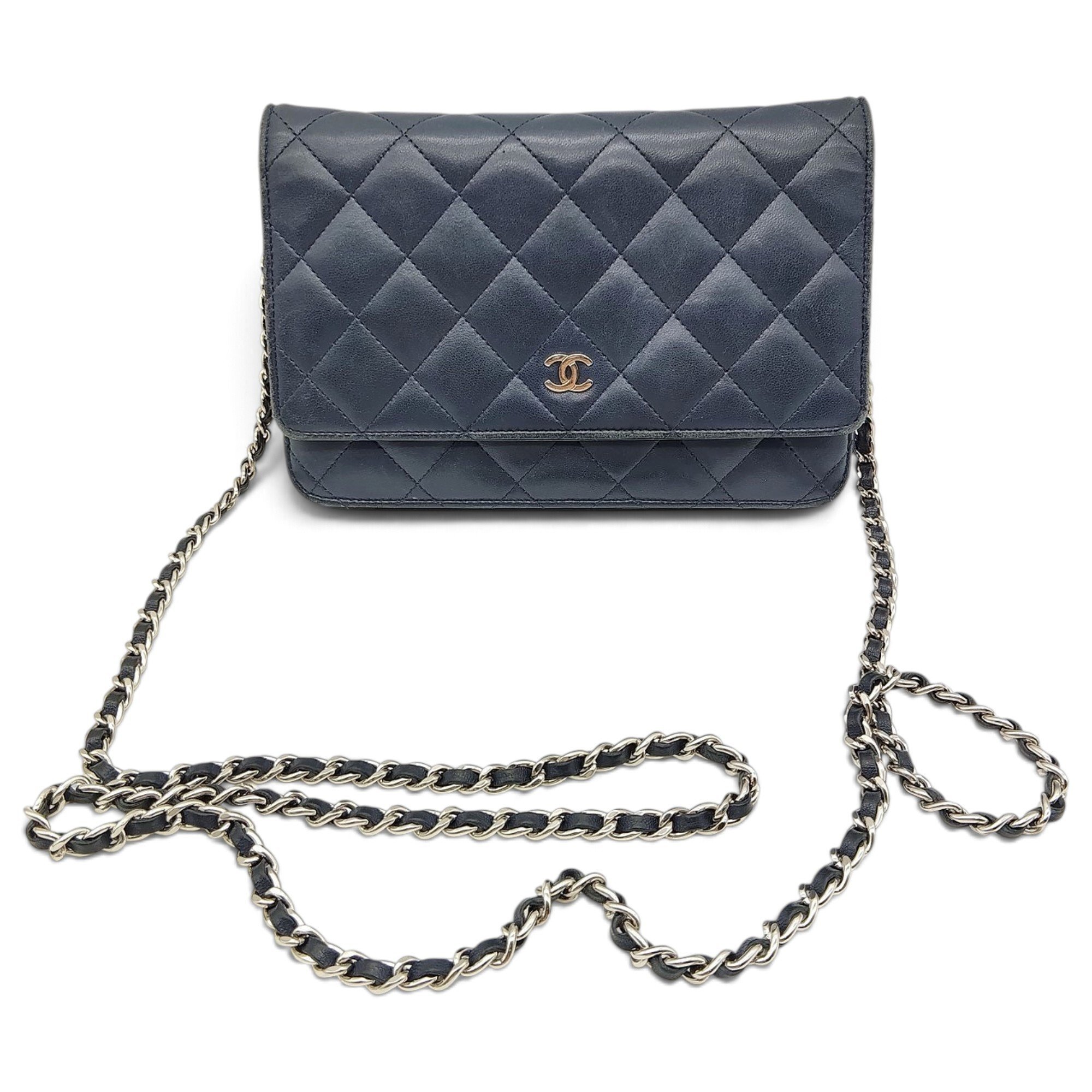 Wallet On Chain Timeless/Classique leather crossbody bag