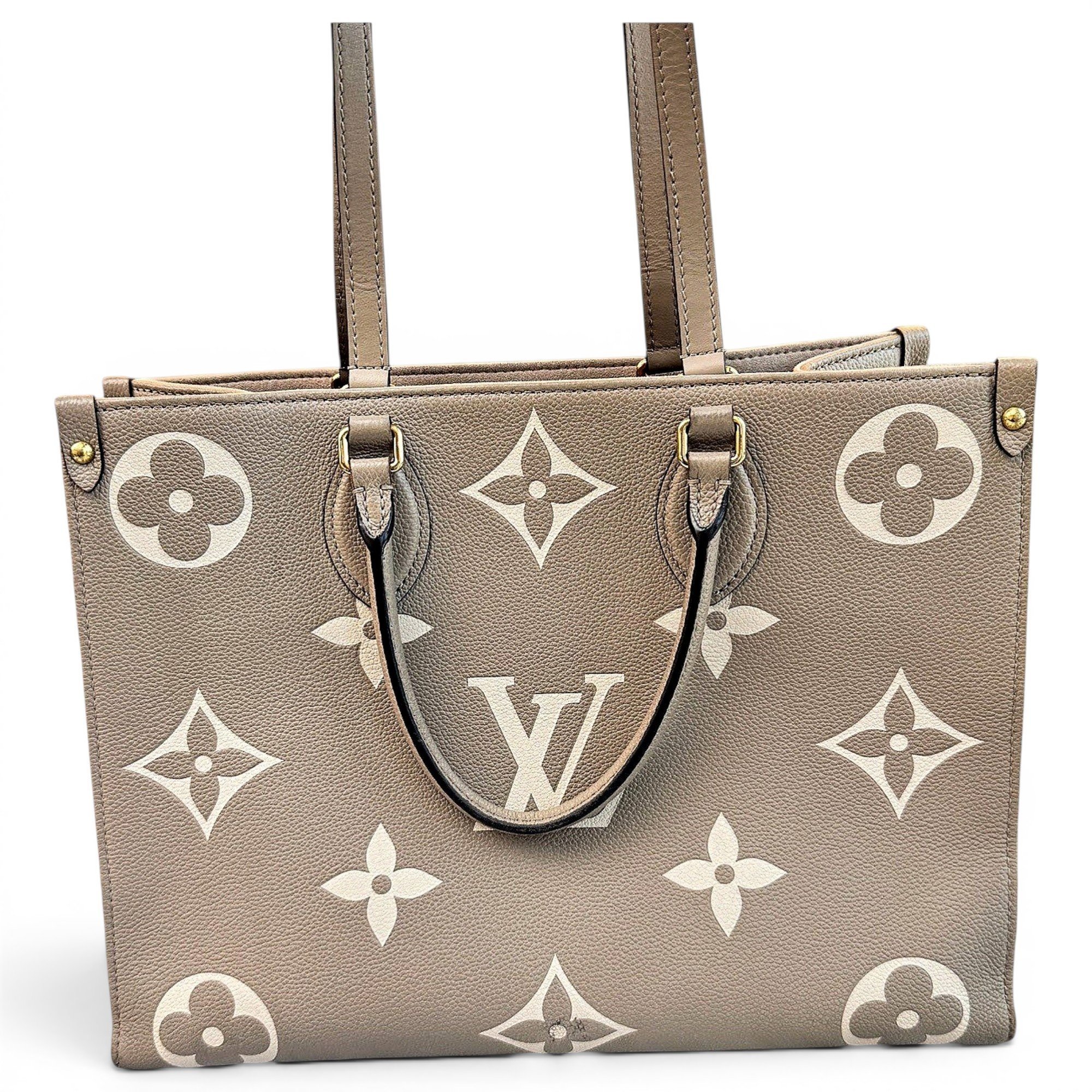 Onthego leather tote