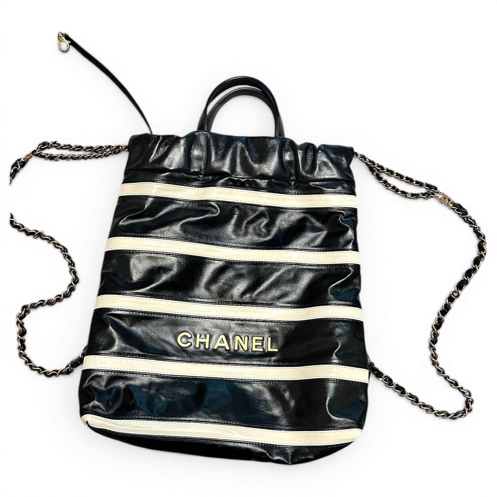 Chanel 22 leather backpack