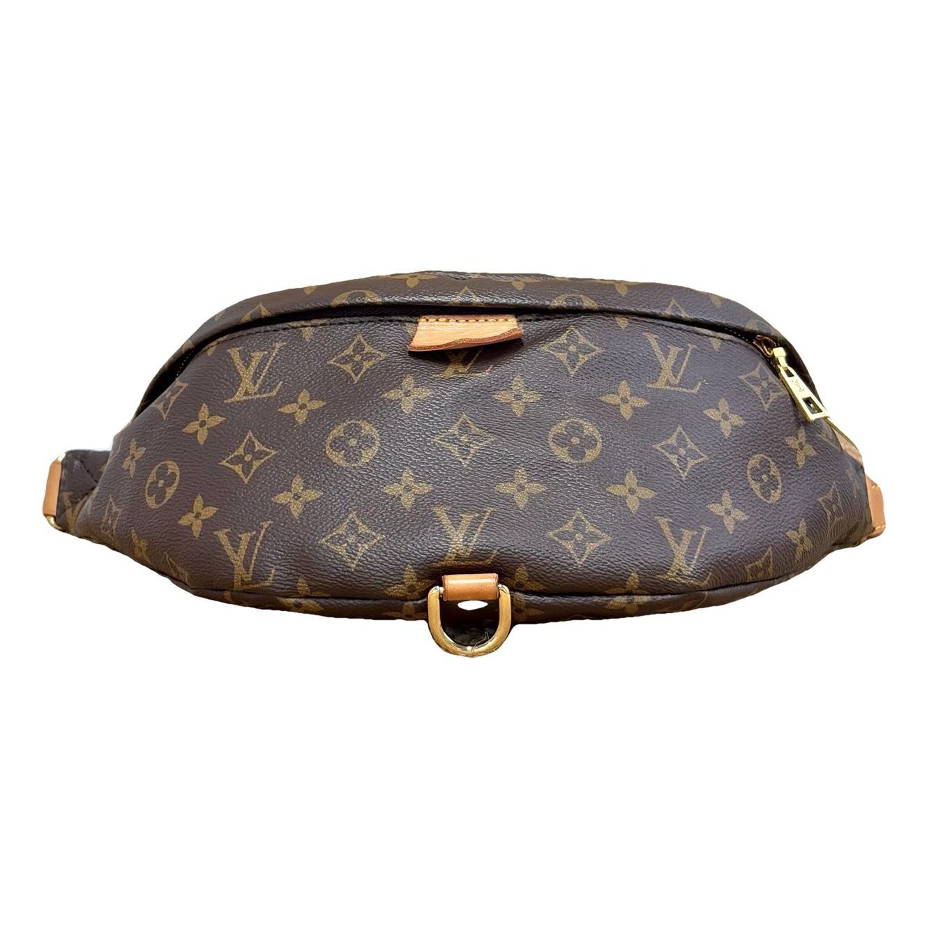 Louis Vuitton Bum Bag / Sac Ceinture leather handbag