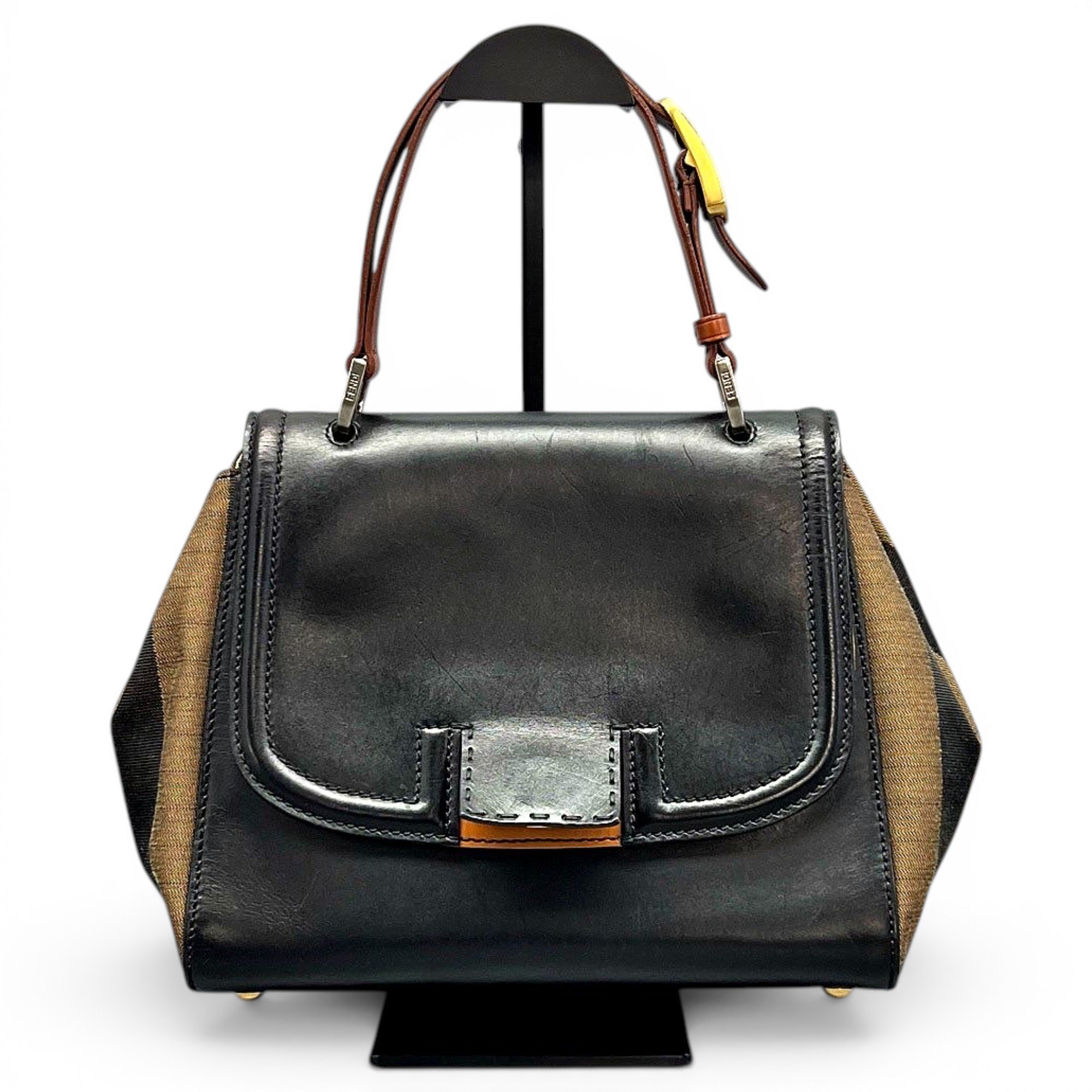 Leather handbag
