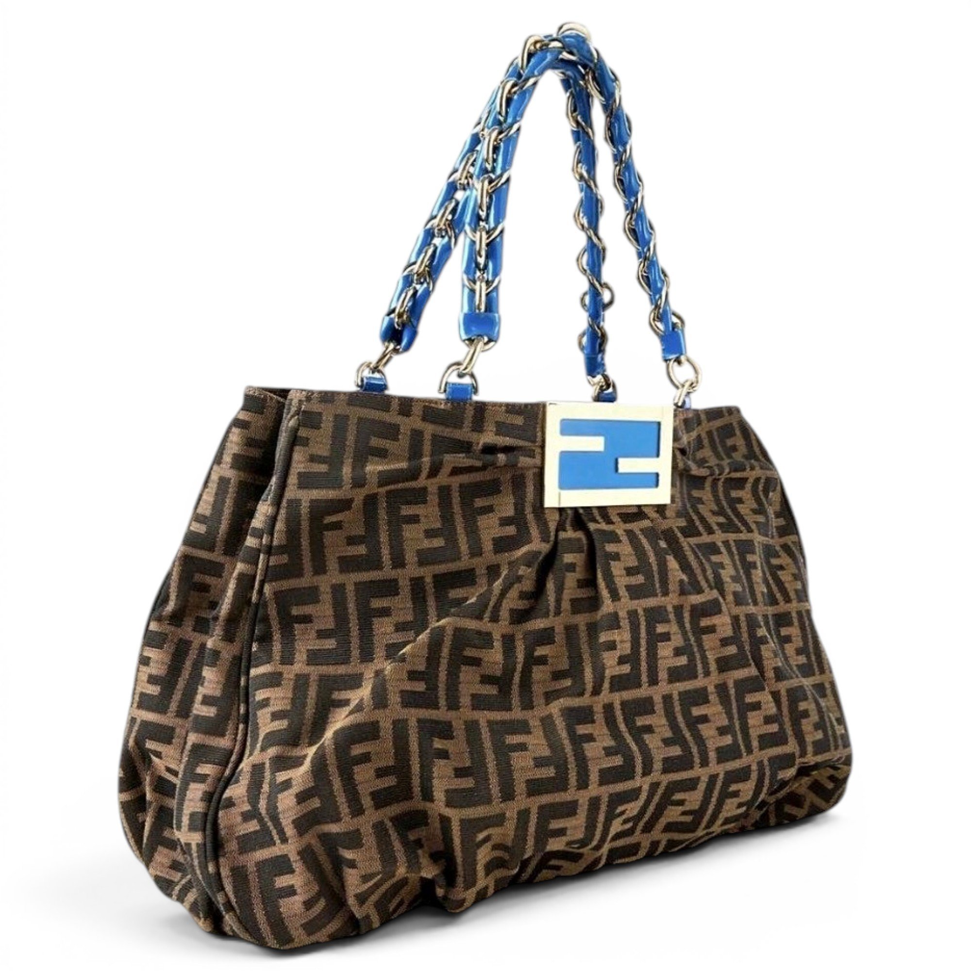 Baguette Chain patent leather tote