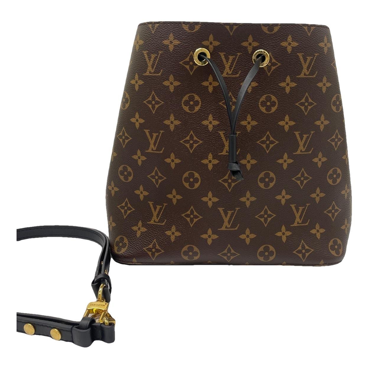 NéoNoé leather handbag
