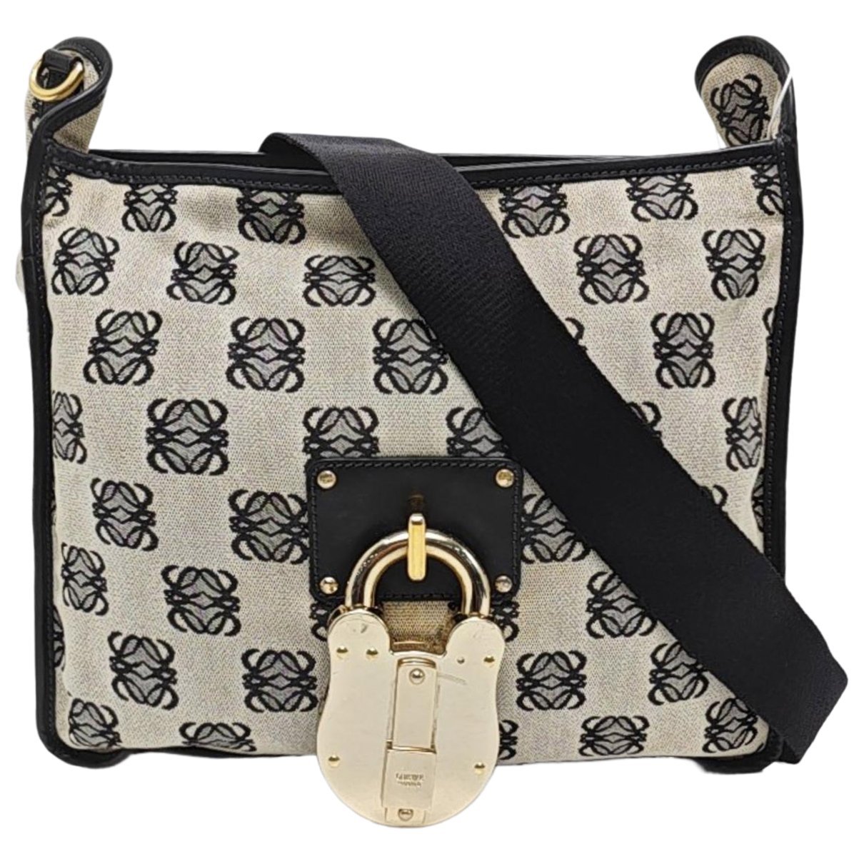 Cloth crossbody bag