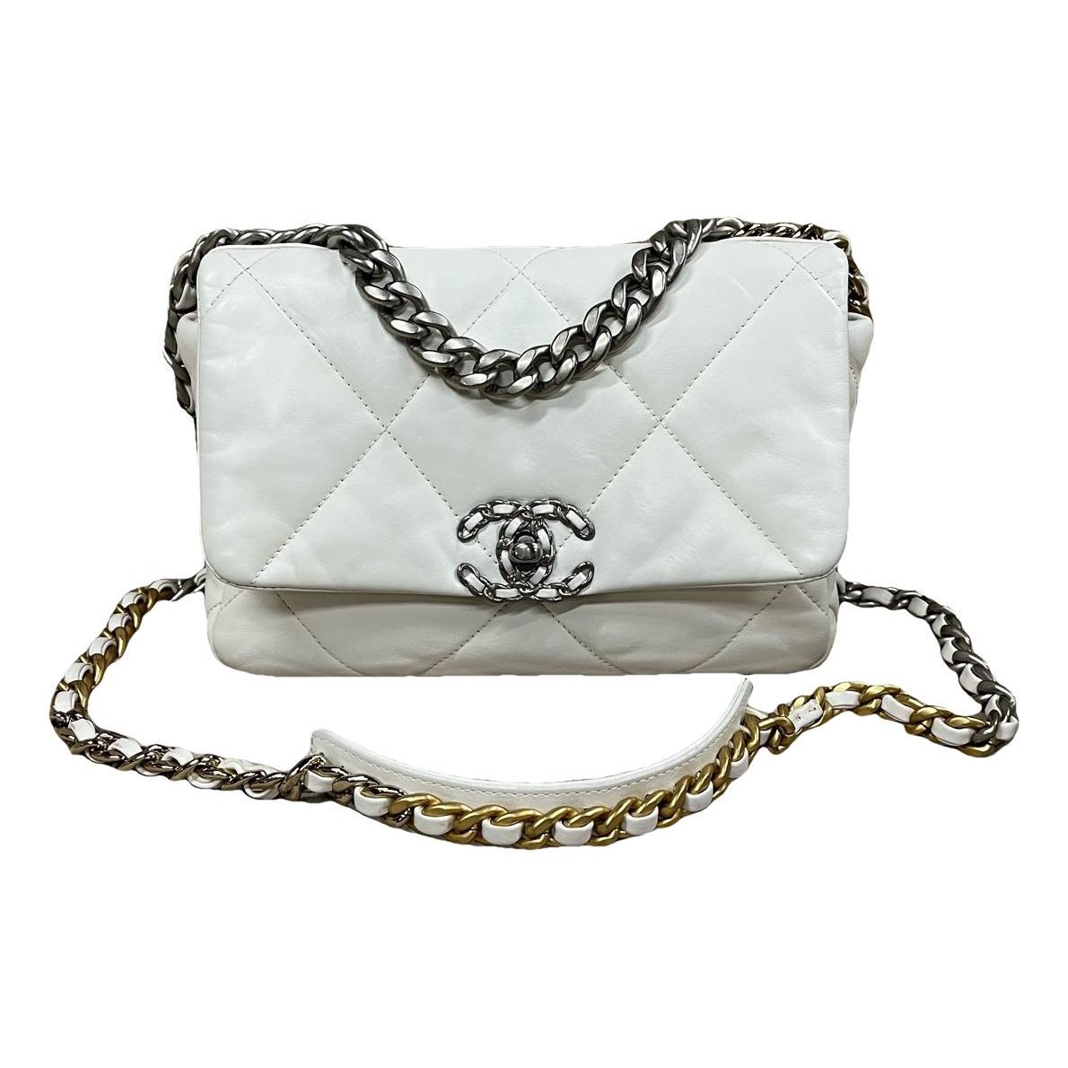 Chanel 19 leather handbag