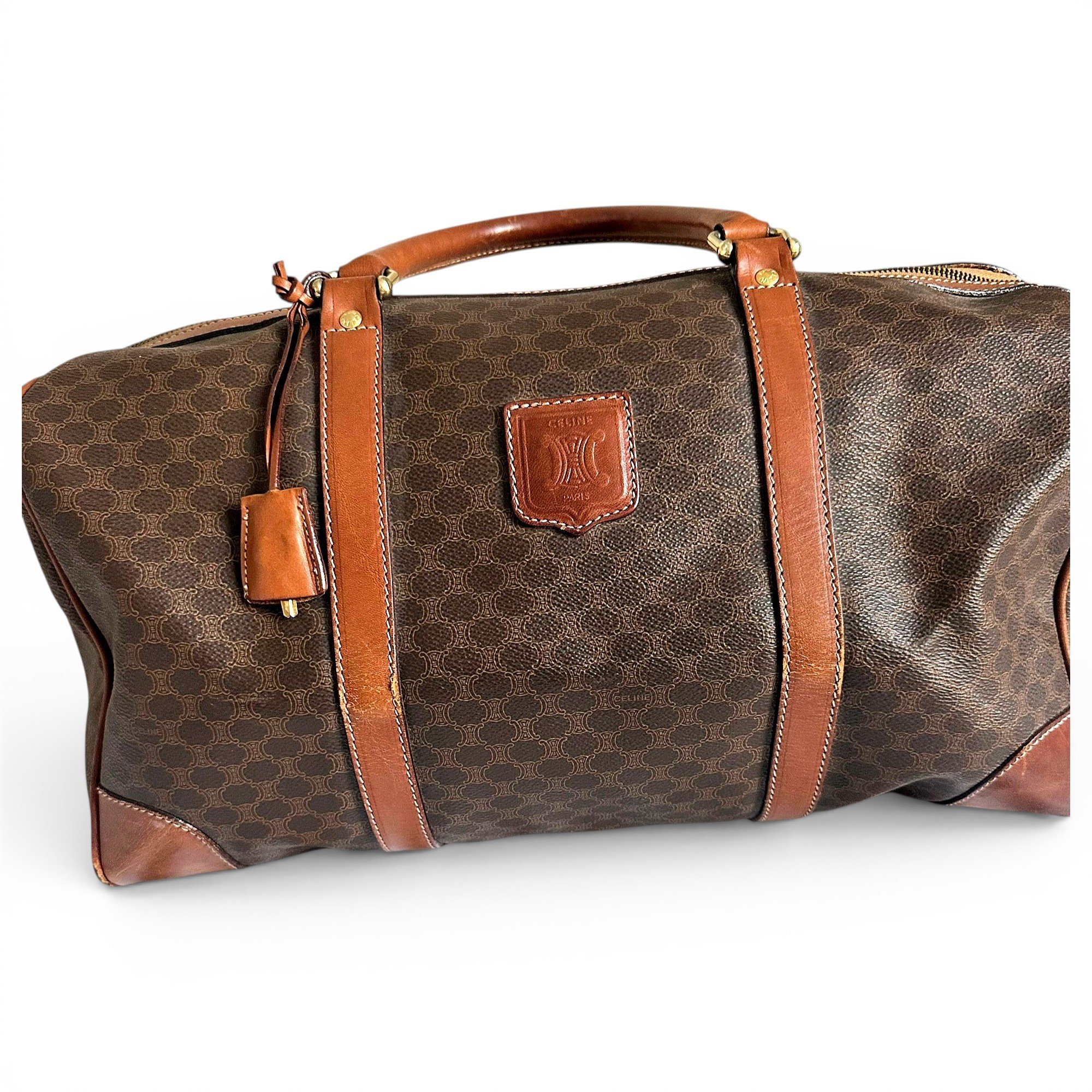 Leather travel bag