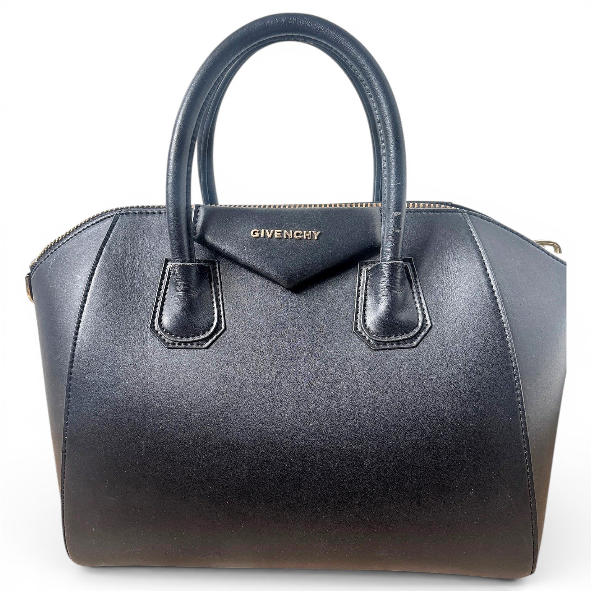 Antigona leather handbag