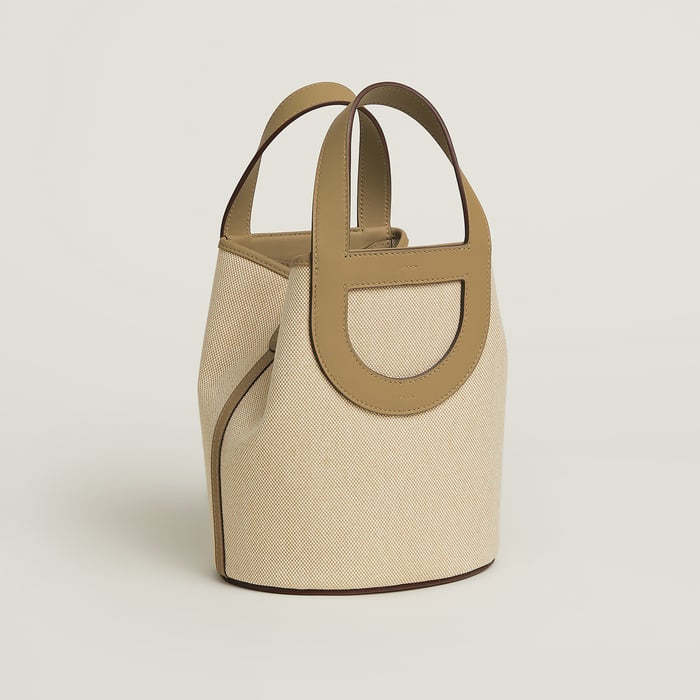 Hermès In-the-loop 18 Bag