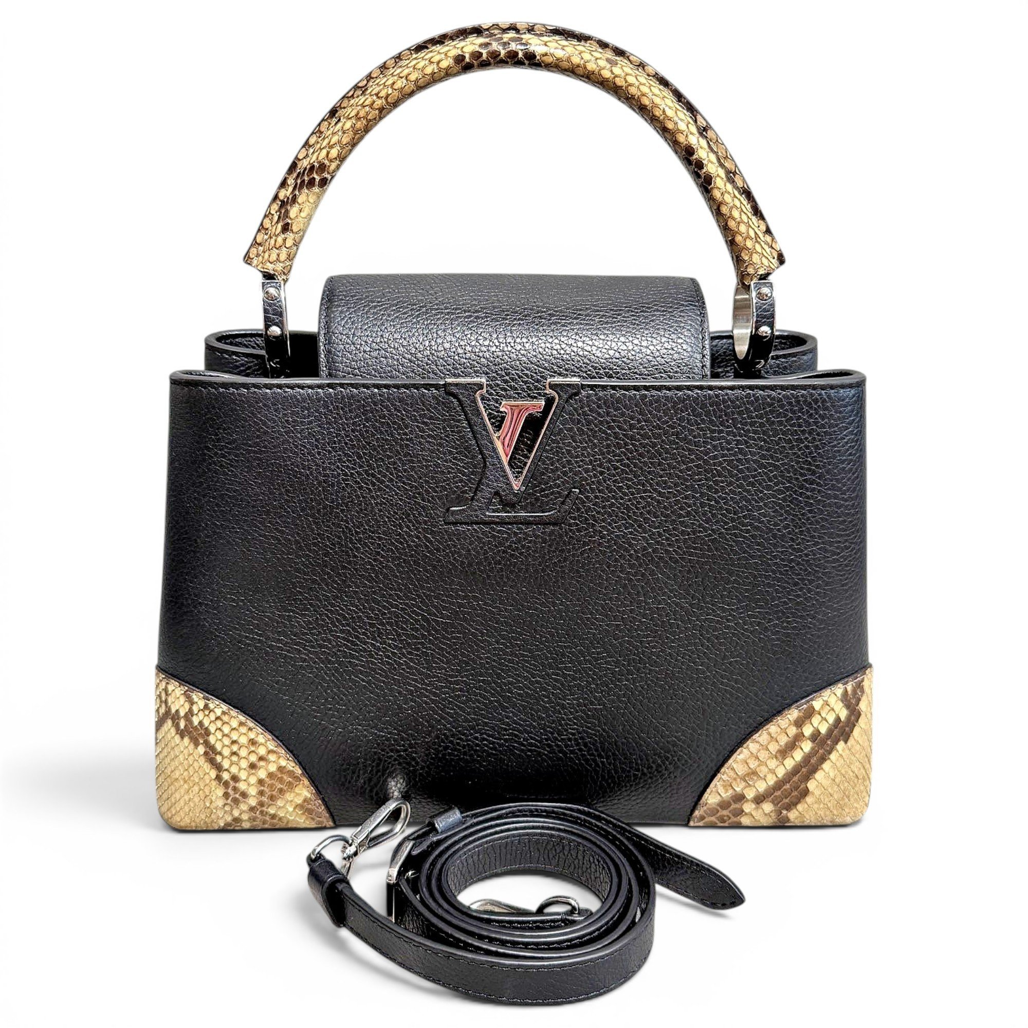 Capucines leather handbag