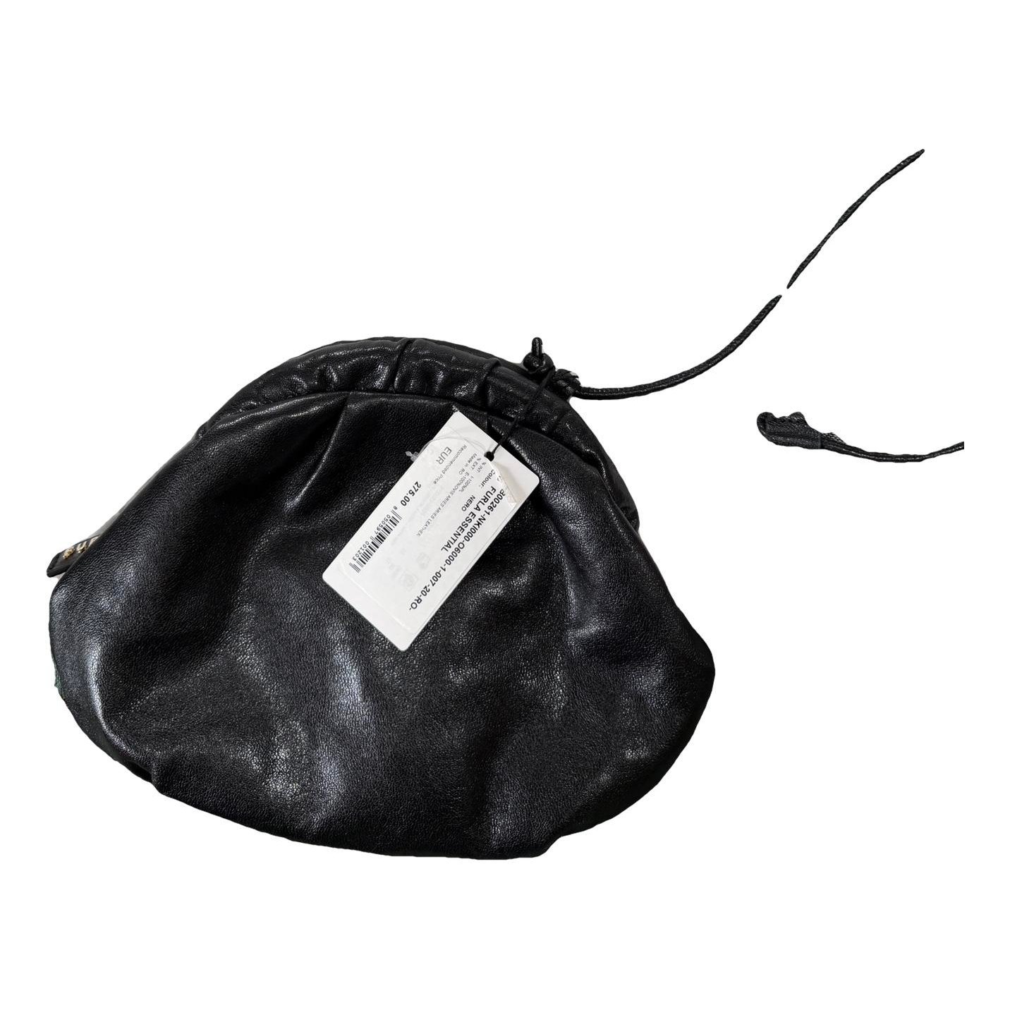 Leather clutch bag