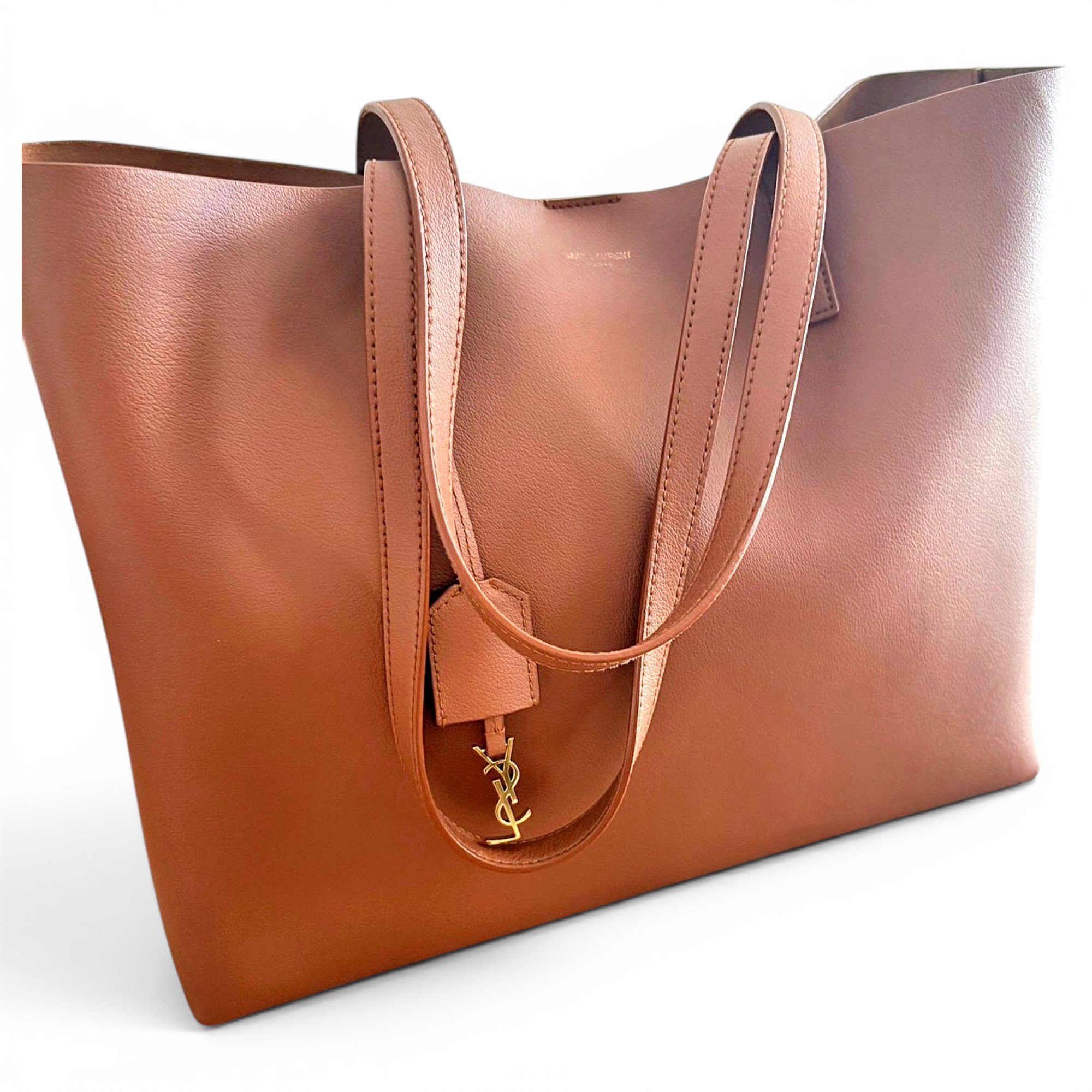 Shopping leather handbag