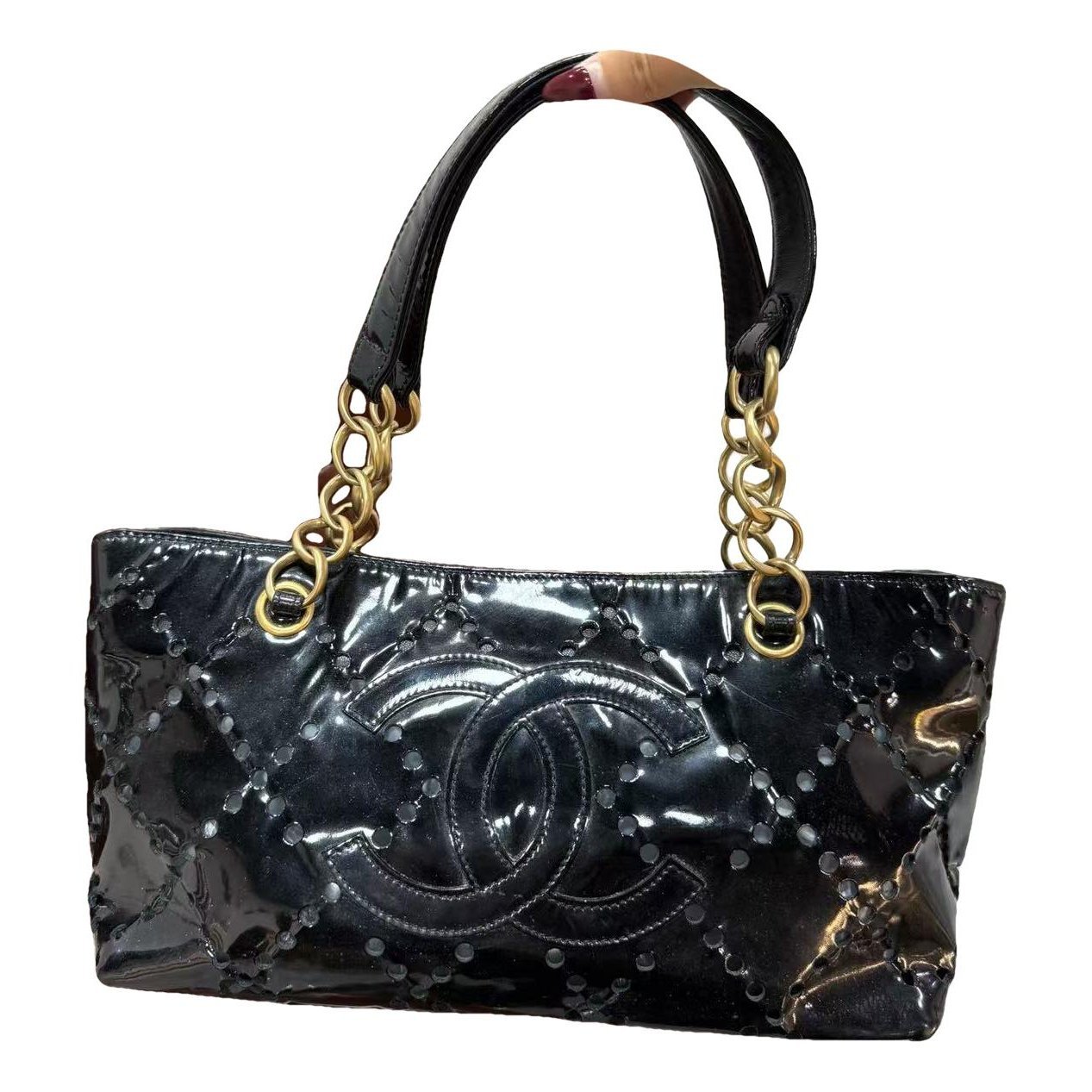 Patent leather handbag