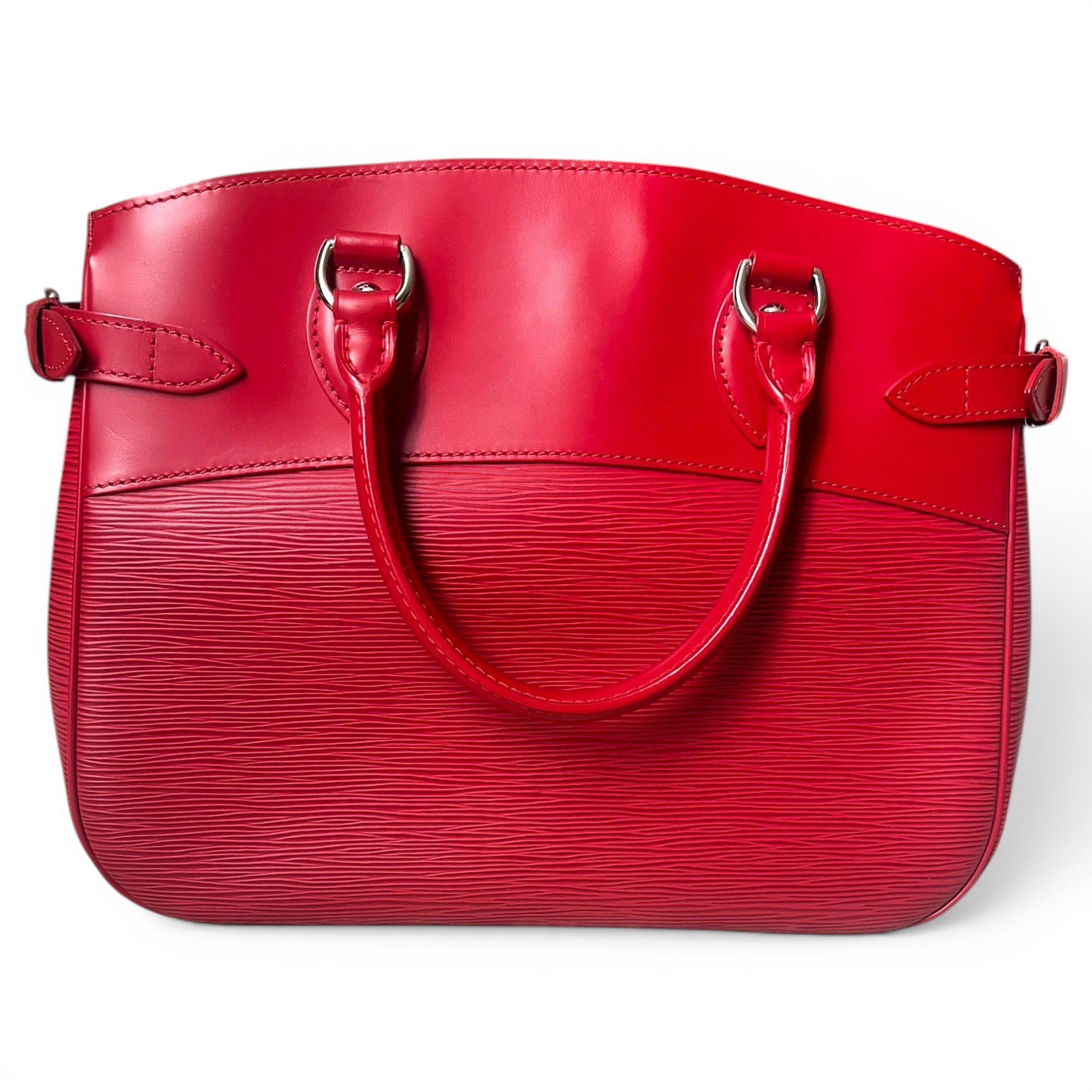 Passy leather bag