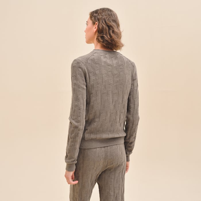 "H" Long-sleeve Sweater
