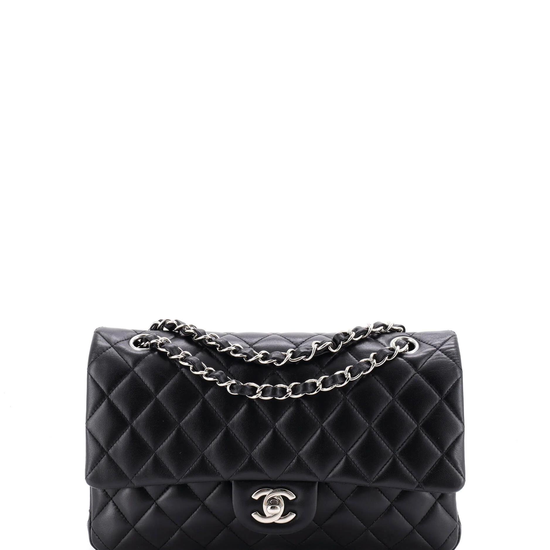 Chanel Timeless/Classique leather handbag