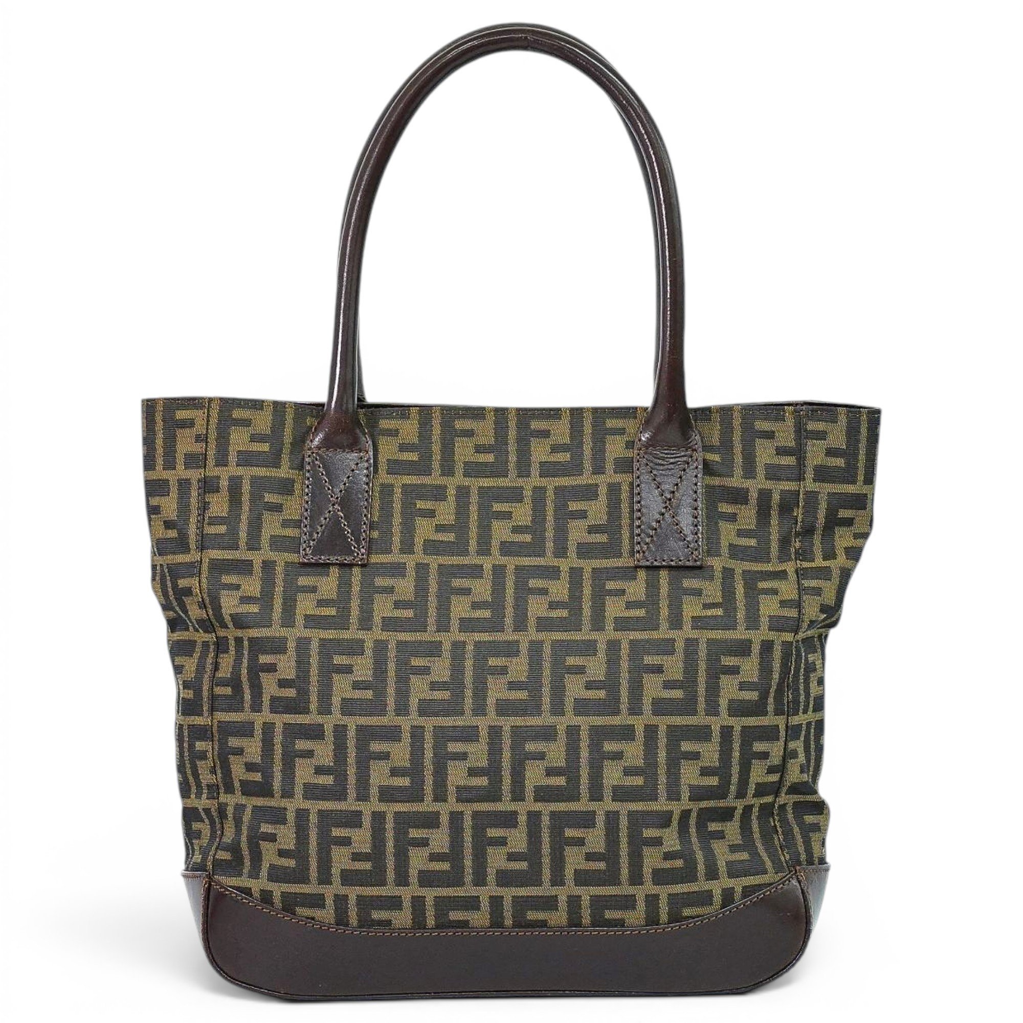 Pocket leather tote