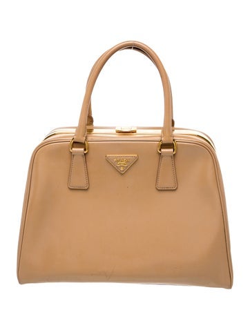 Saffiano Vernice Leather Pyramid