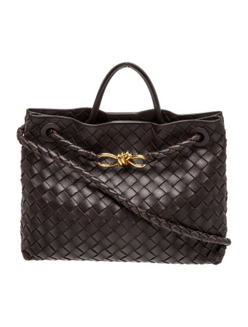 Bottega Veneta Intrecciato Andiamo Medium
