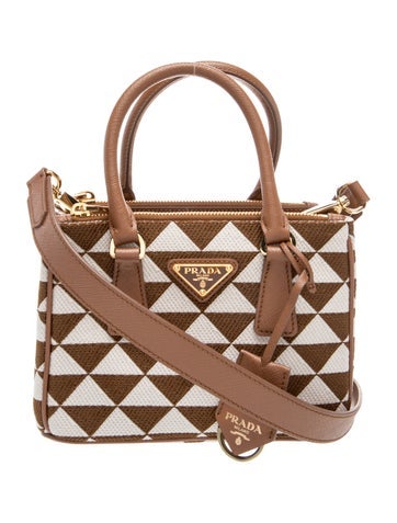 Saffiano Leather Galleria Double Zip Mini