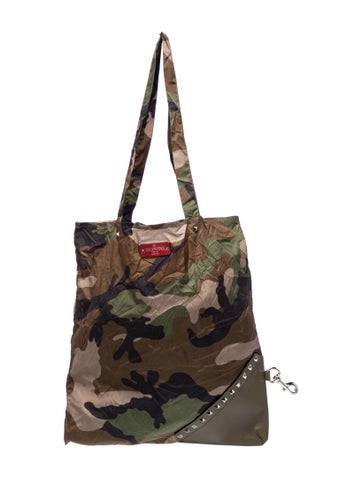 Rockstud Tote