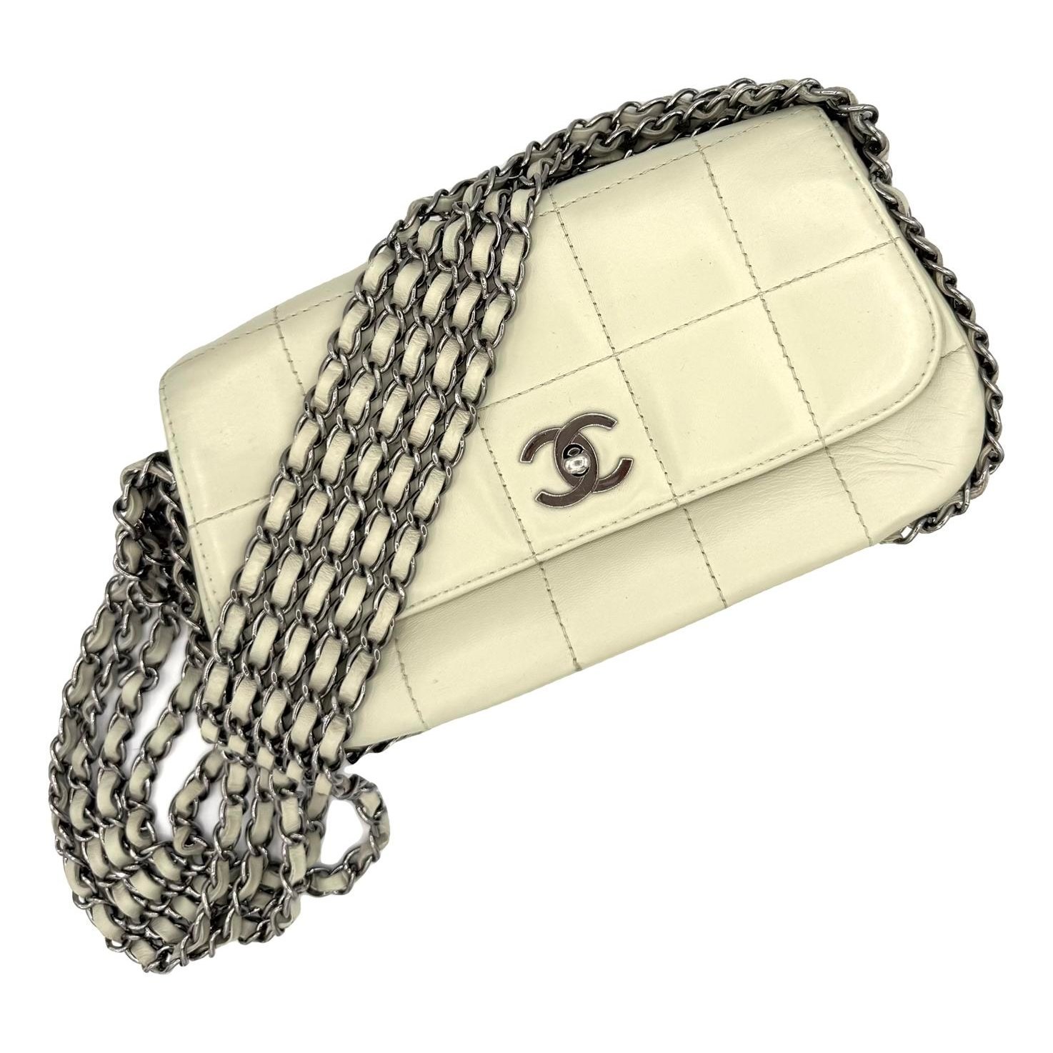 Timeless/Classique leather crossbody bag