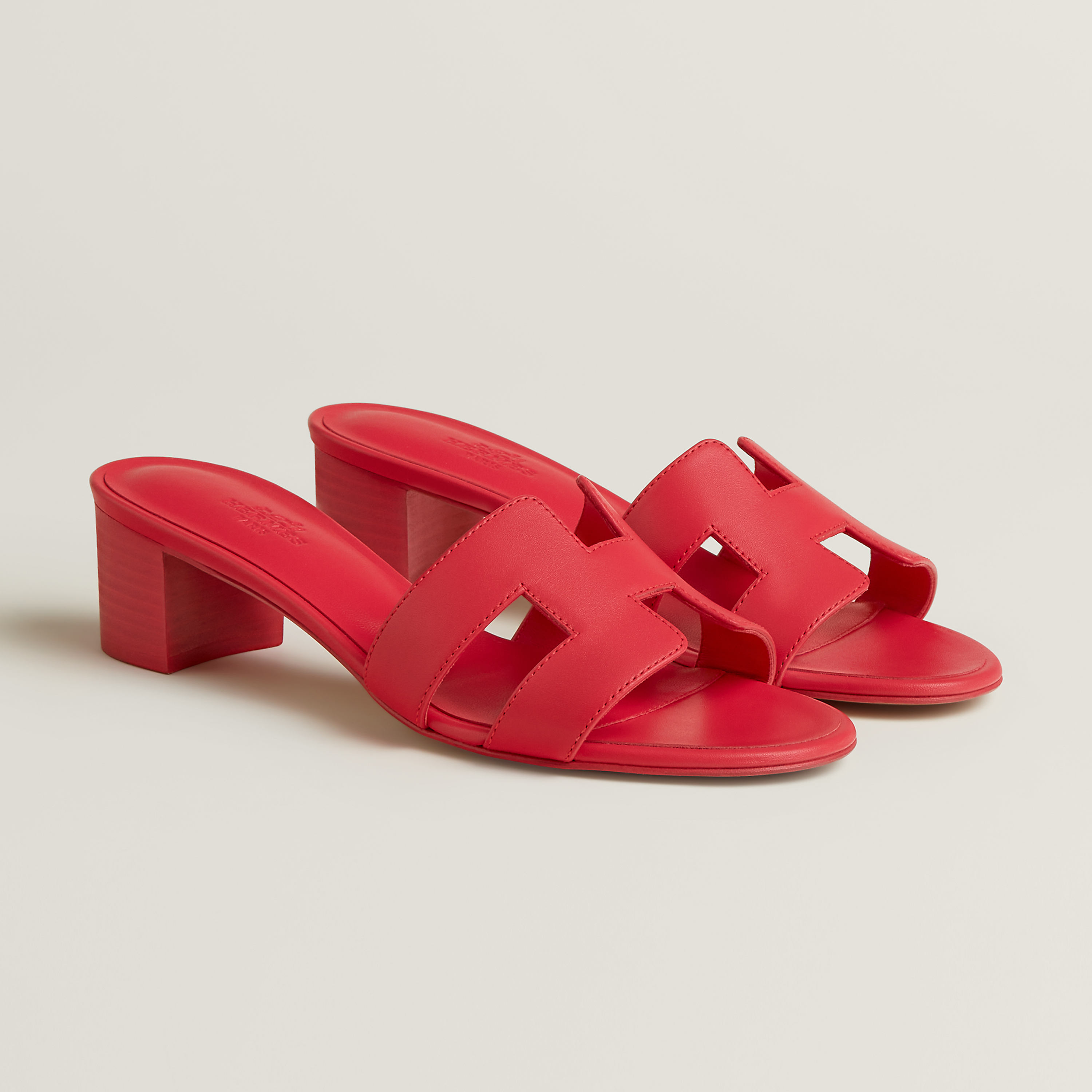 Oasis sandal