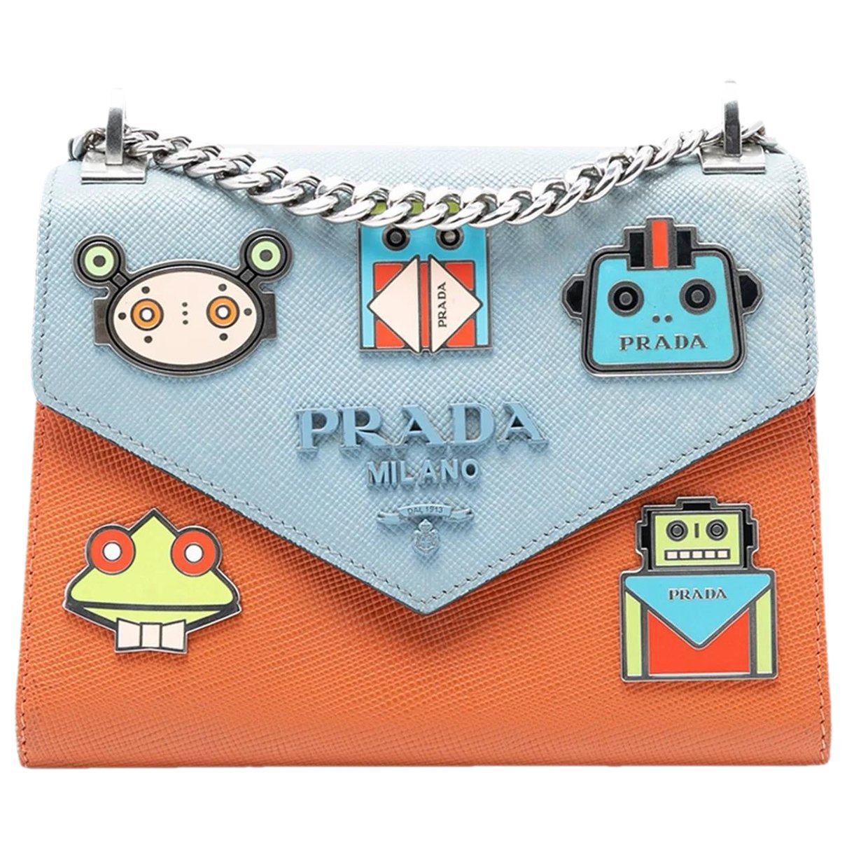 Monochrome leather crossbody bag