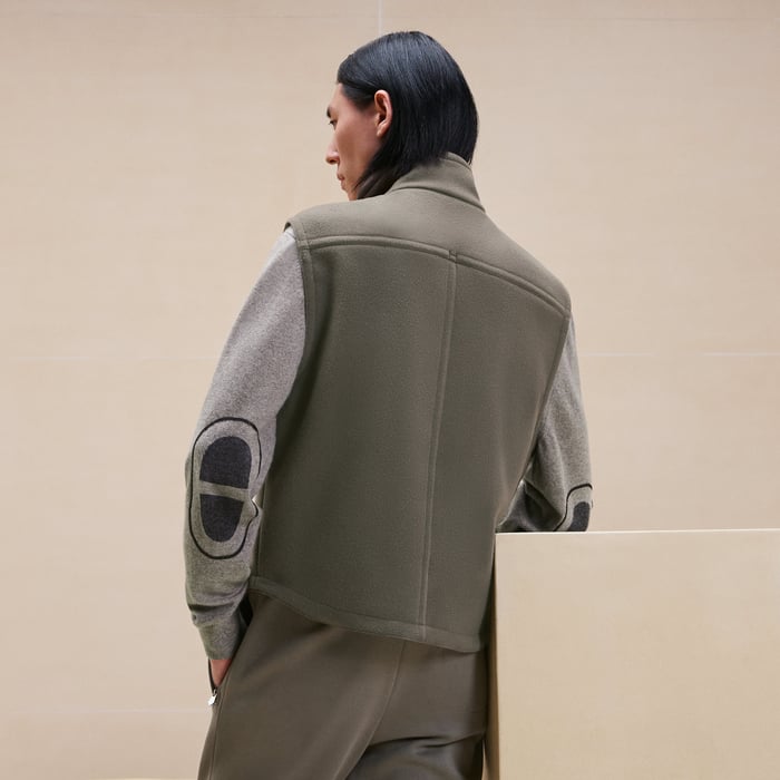 Basalte "Poche a Cheval" Vest