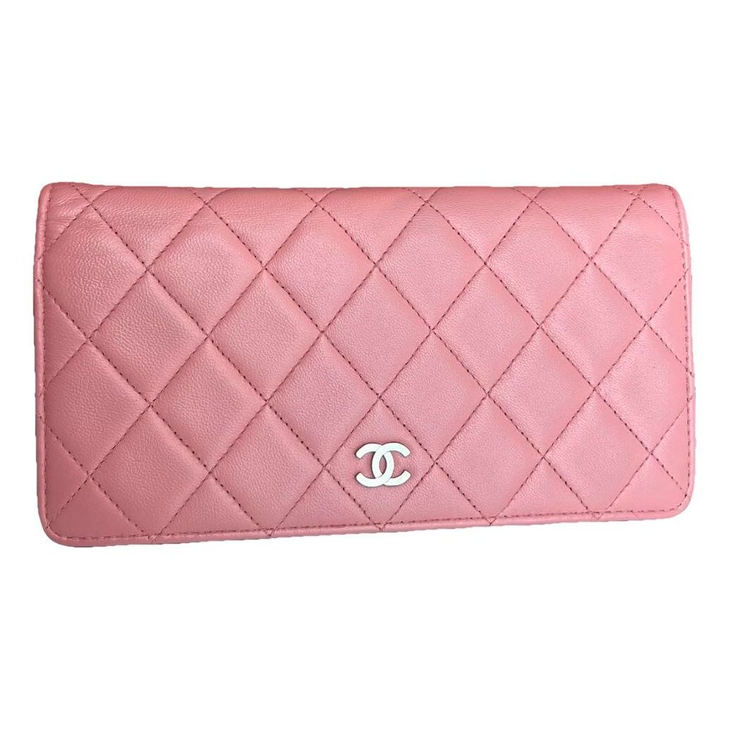 Leather clutch bag