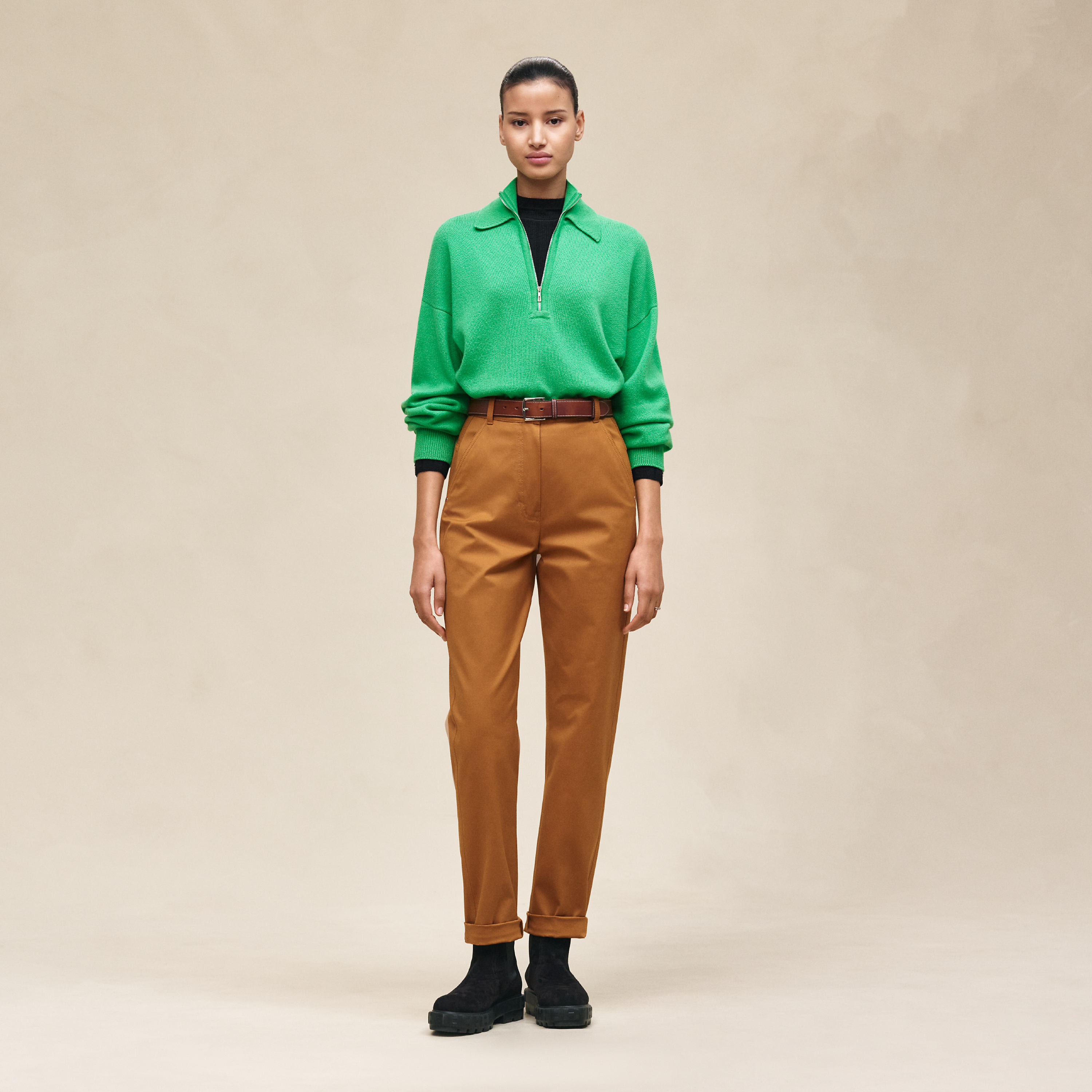 Pull col montant