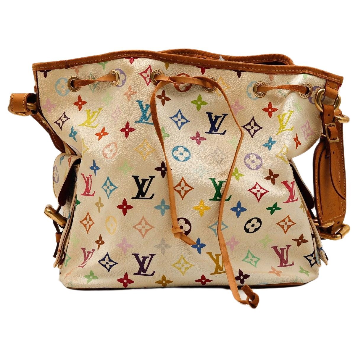 Petit Noé trunk leather handbag