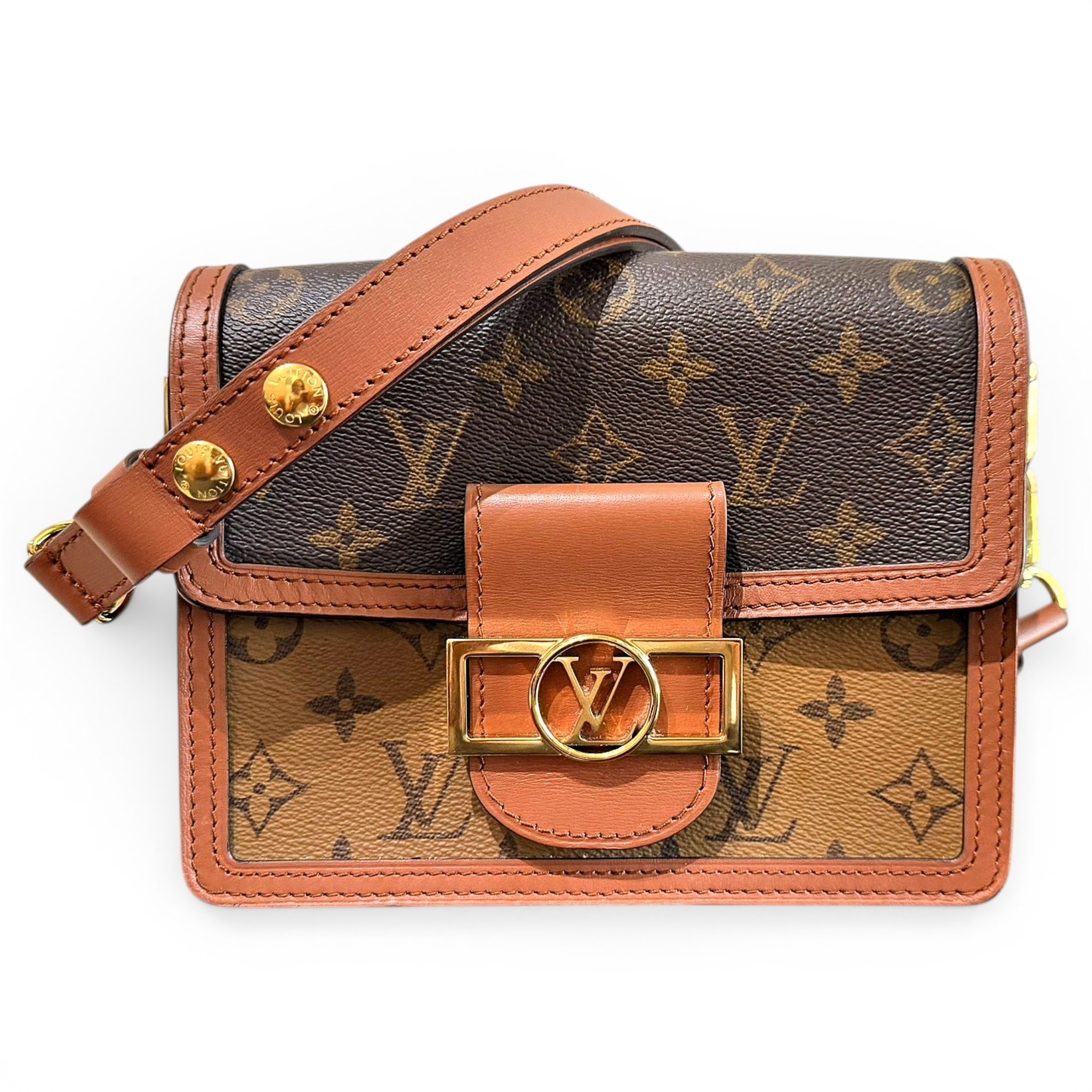 Dauphine leather handbag