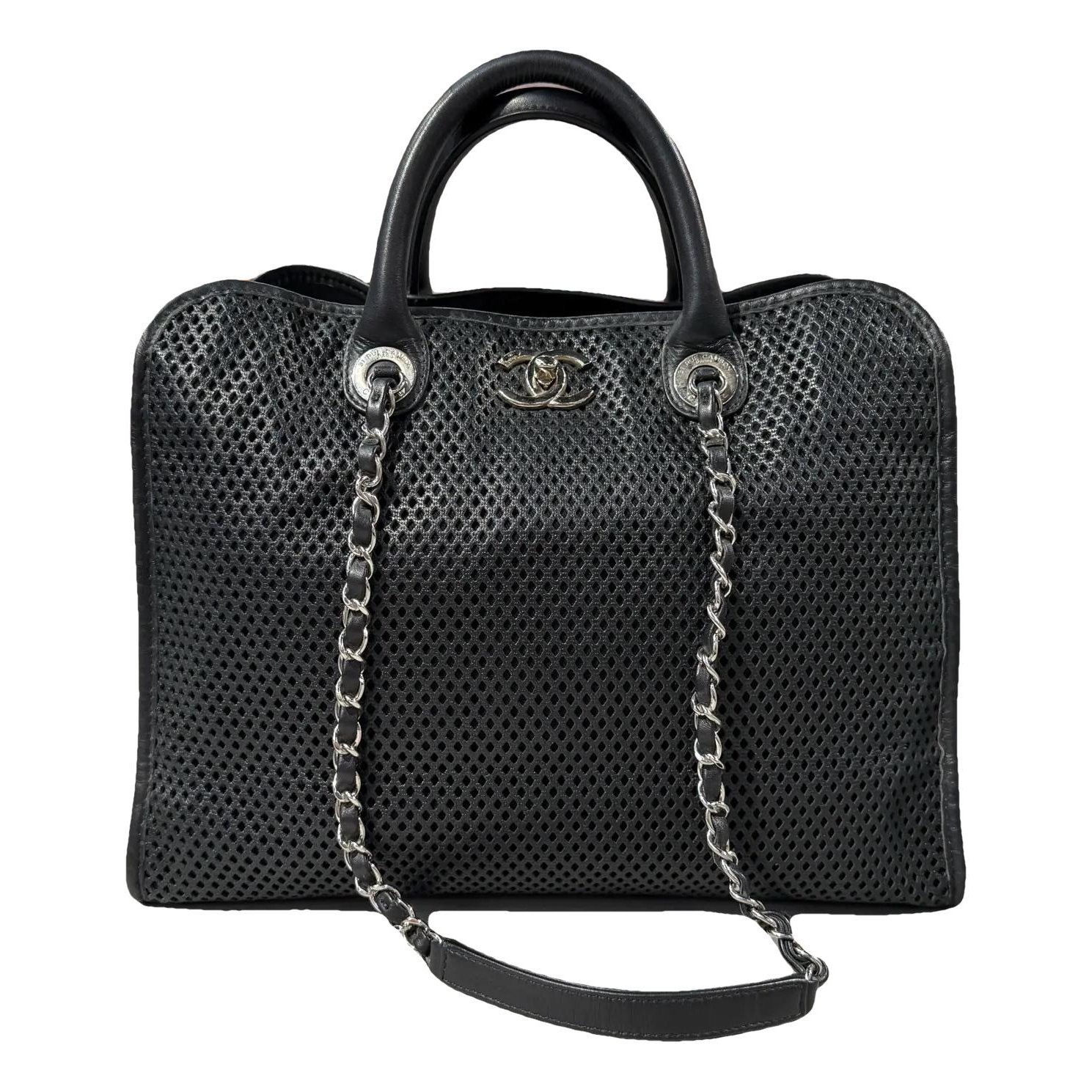 Vintage CC Chain leather handbag