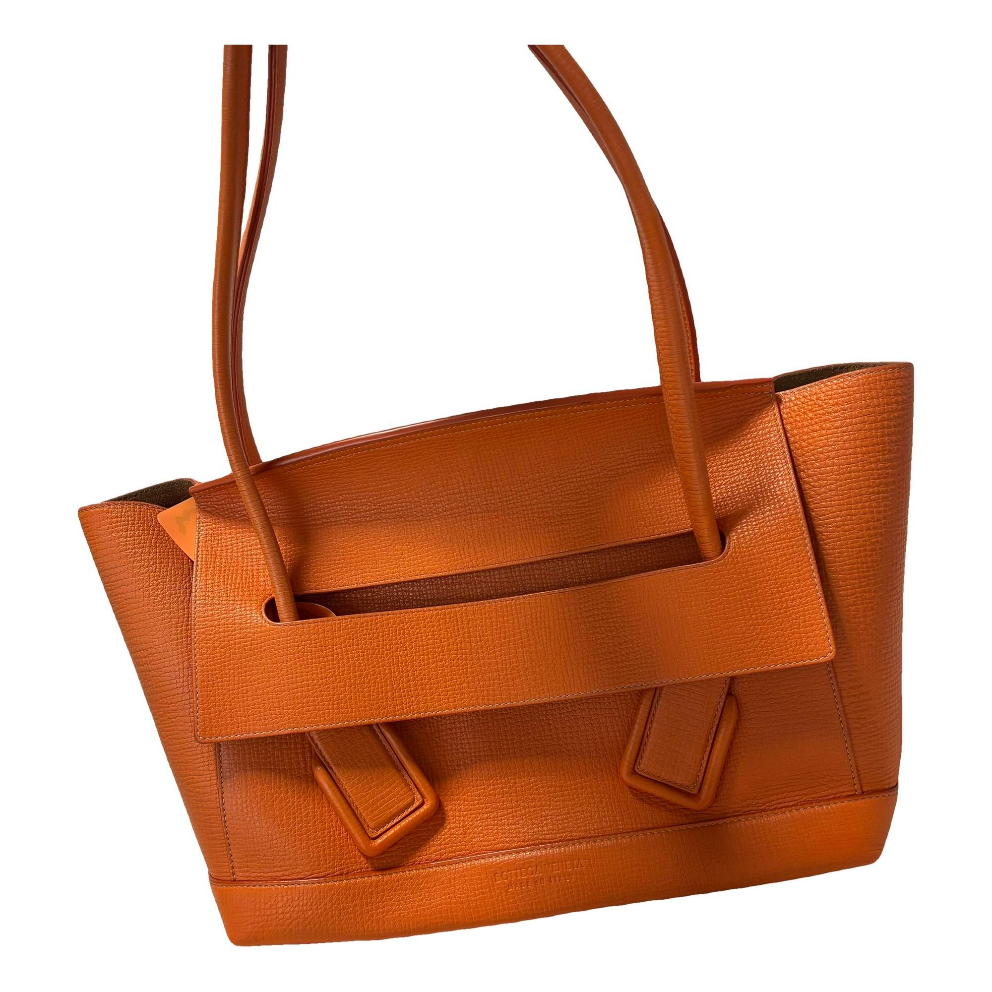 Arco leather handbag