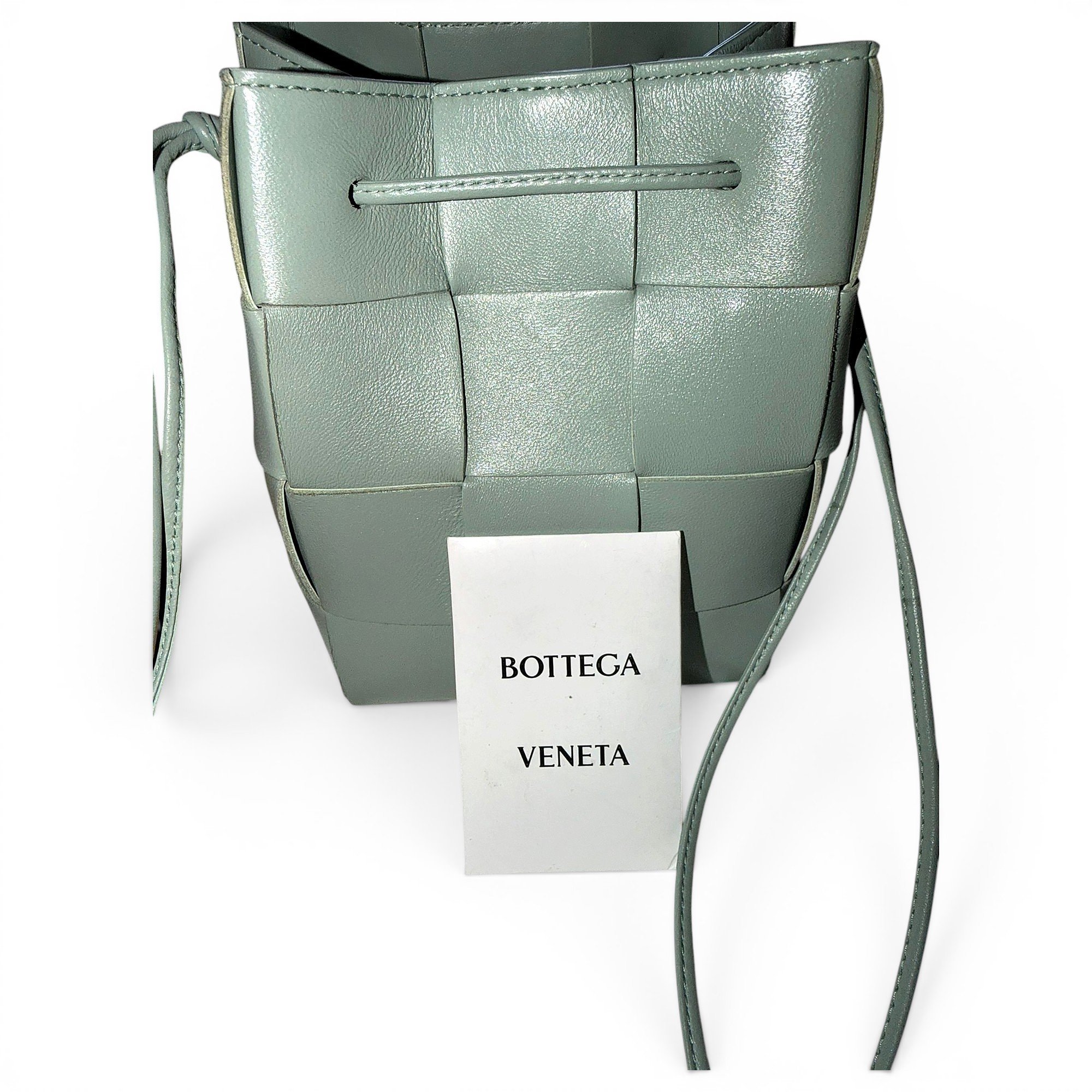 Bottega Veneta Cassette Bucket leather crossbody bag