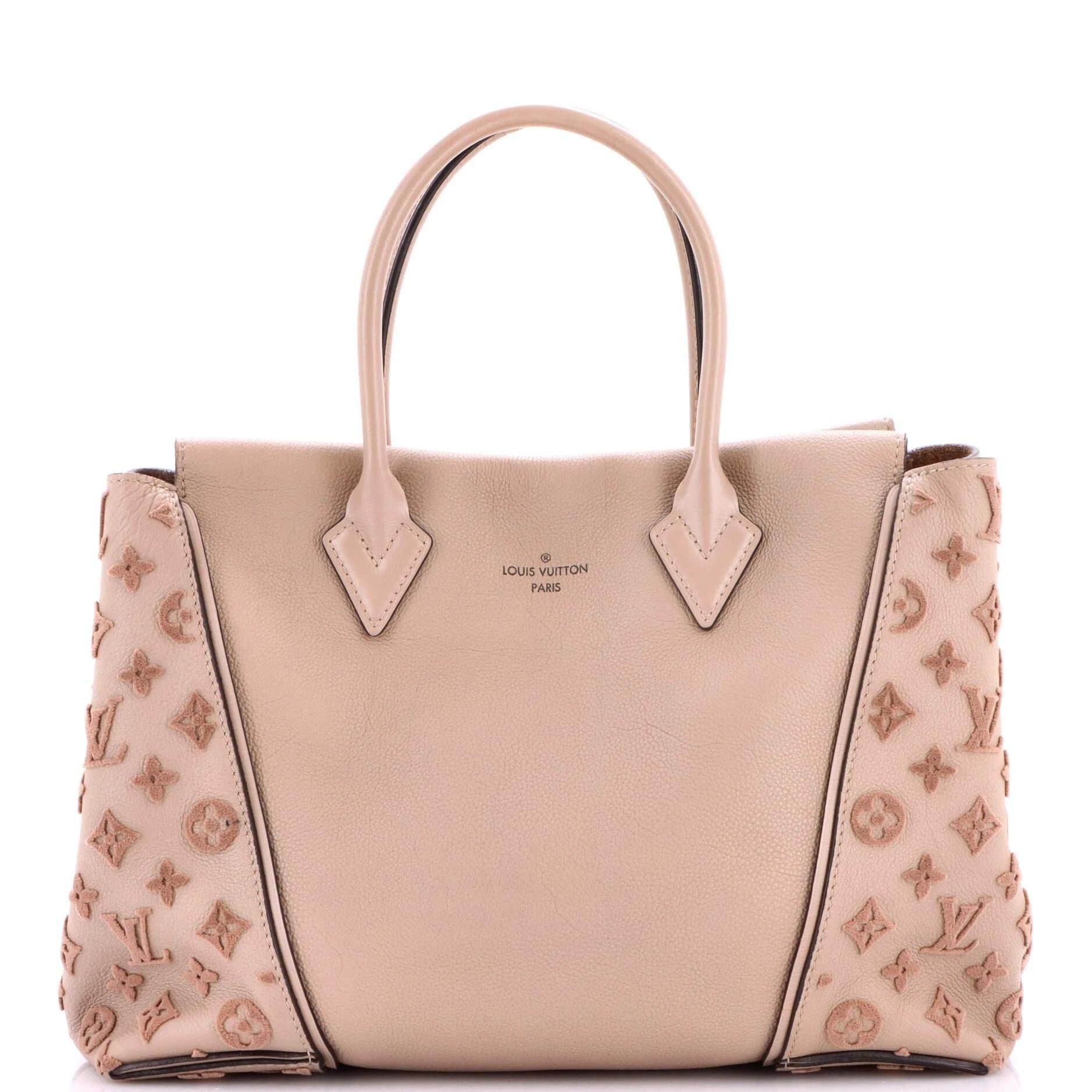 Leather tote
