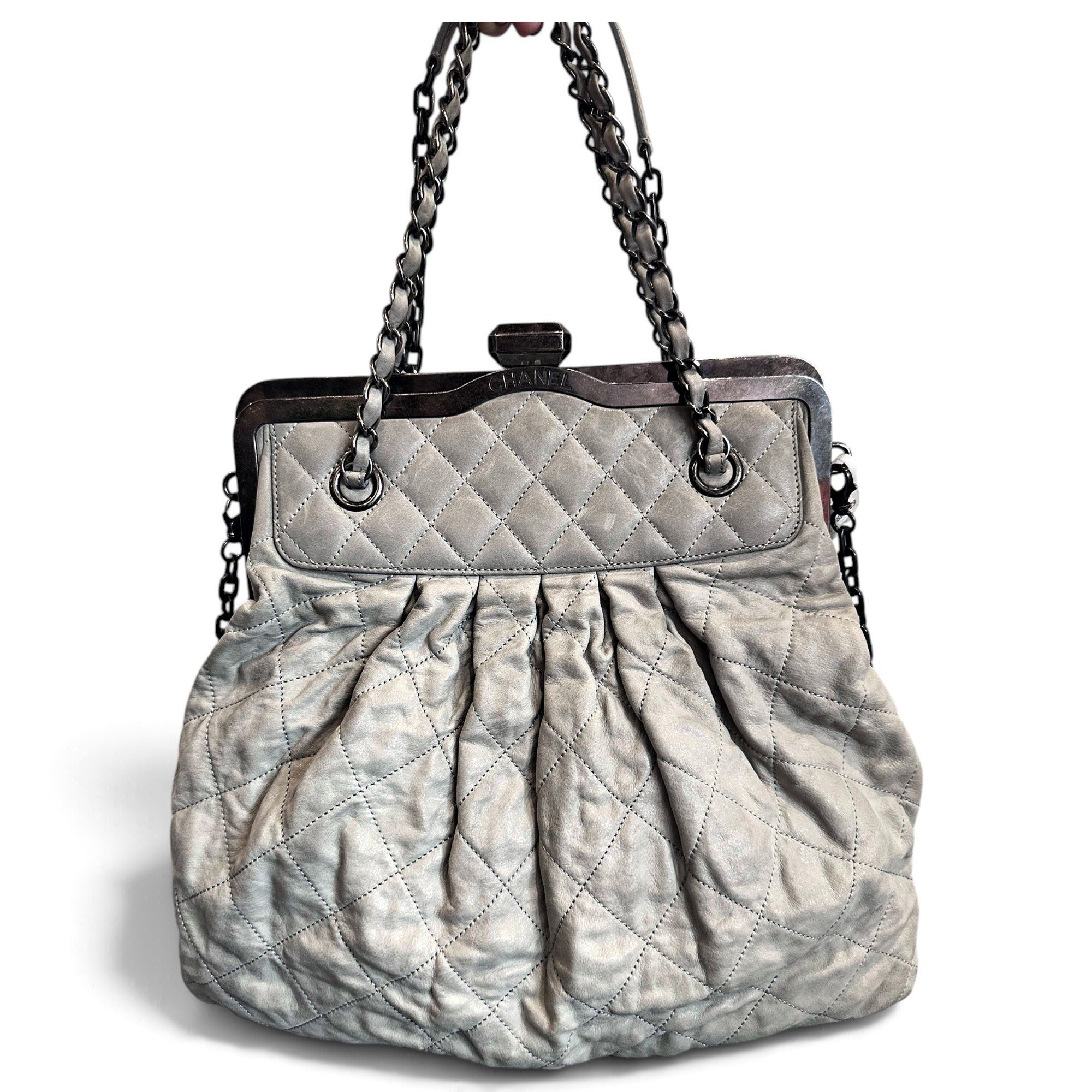 Leather handbag