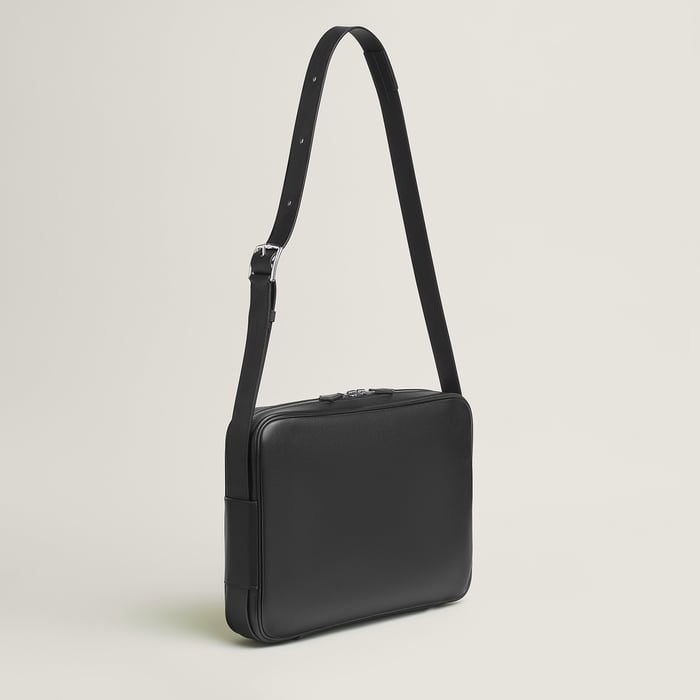 Noir Etriviere Messenger Bag