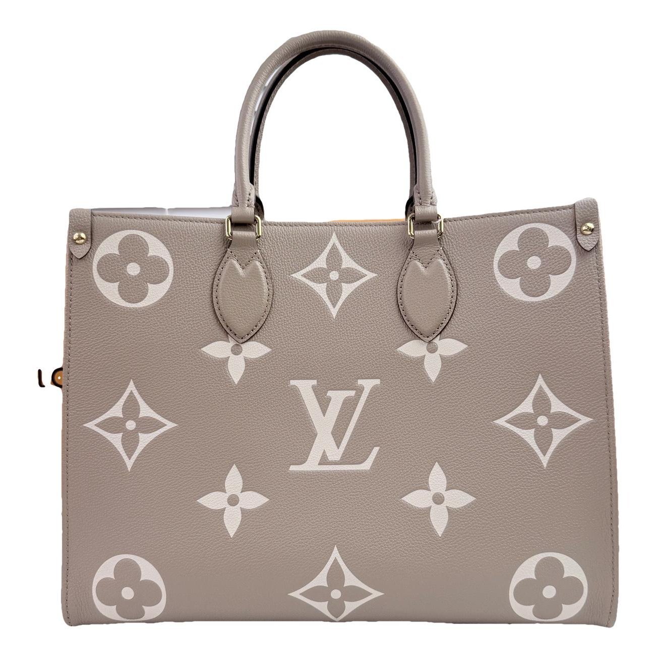 Onthego leather tote