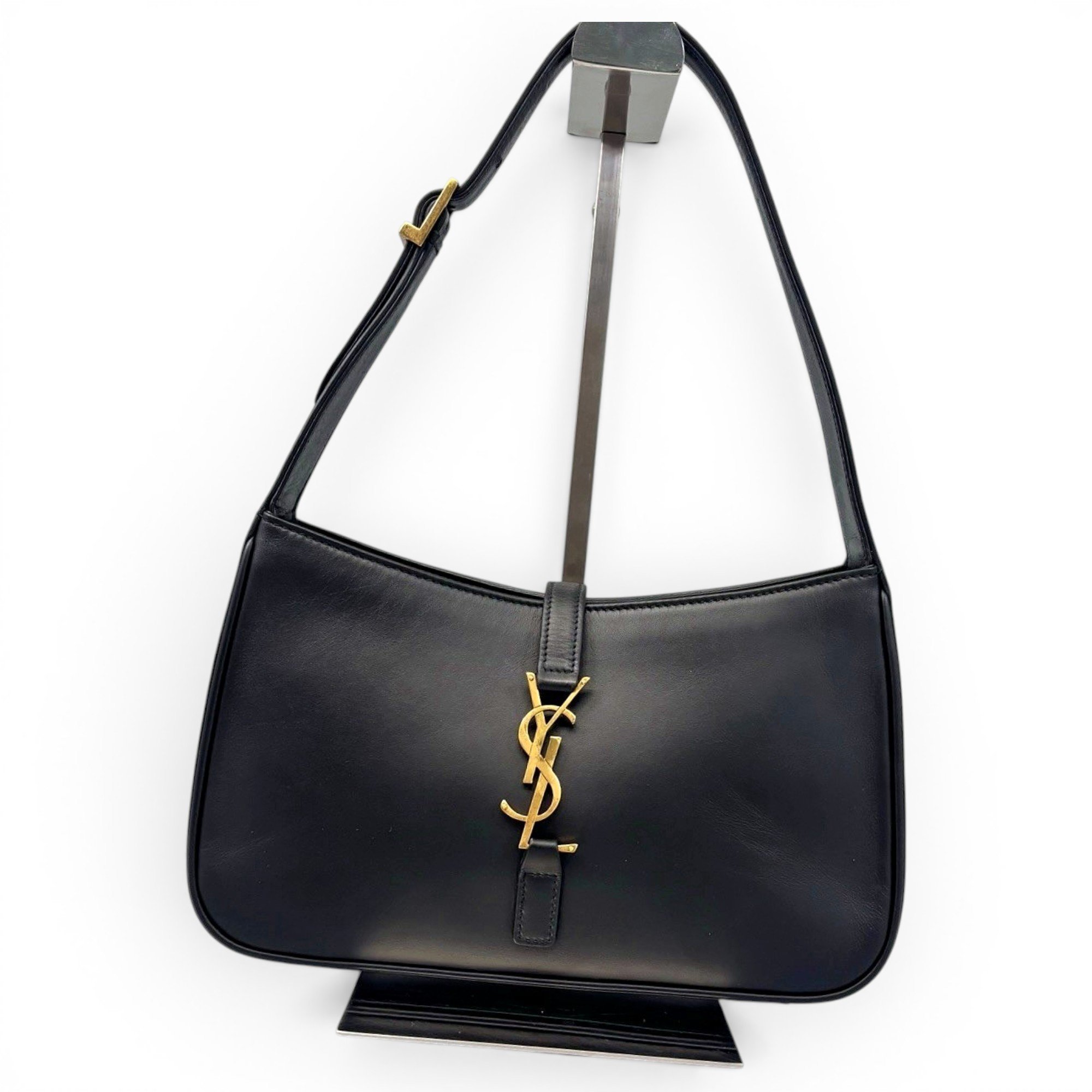 Le 5 à 7 leather handbag