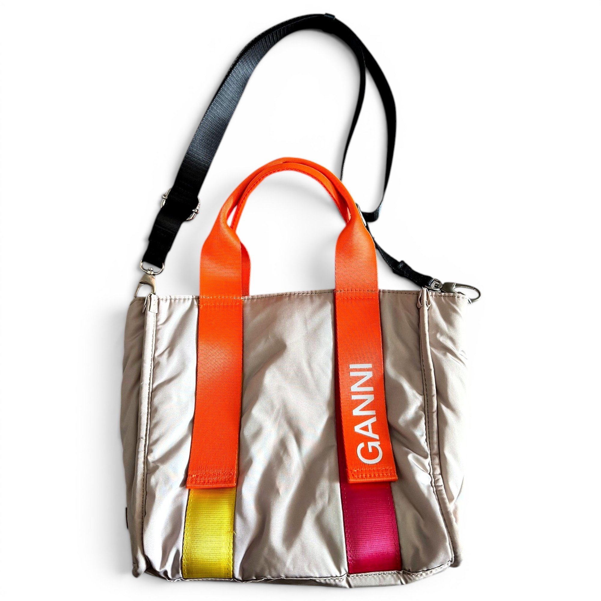Travel bag