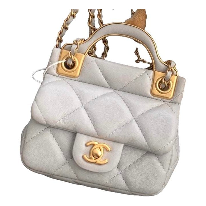 Trendy CC Vanity leather handbag