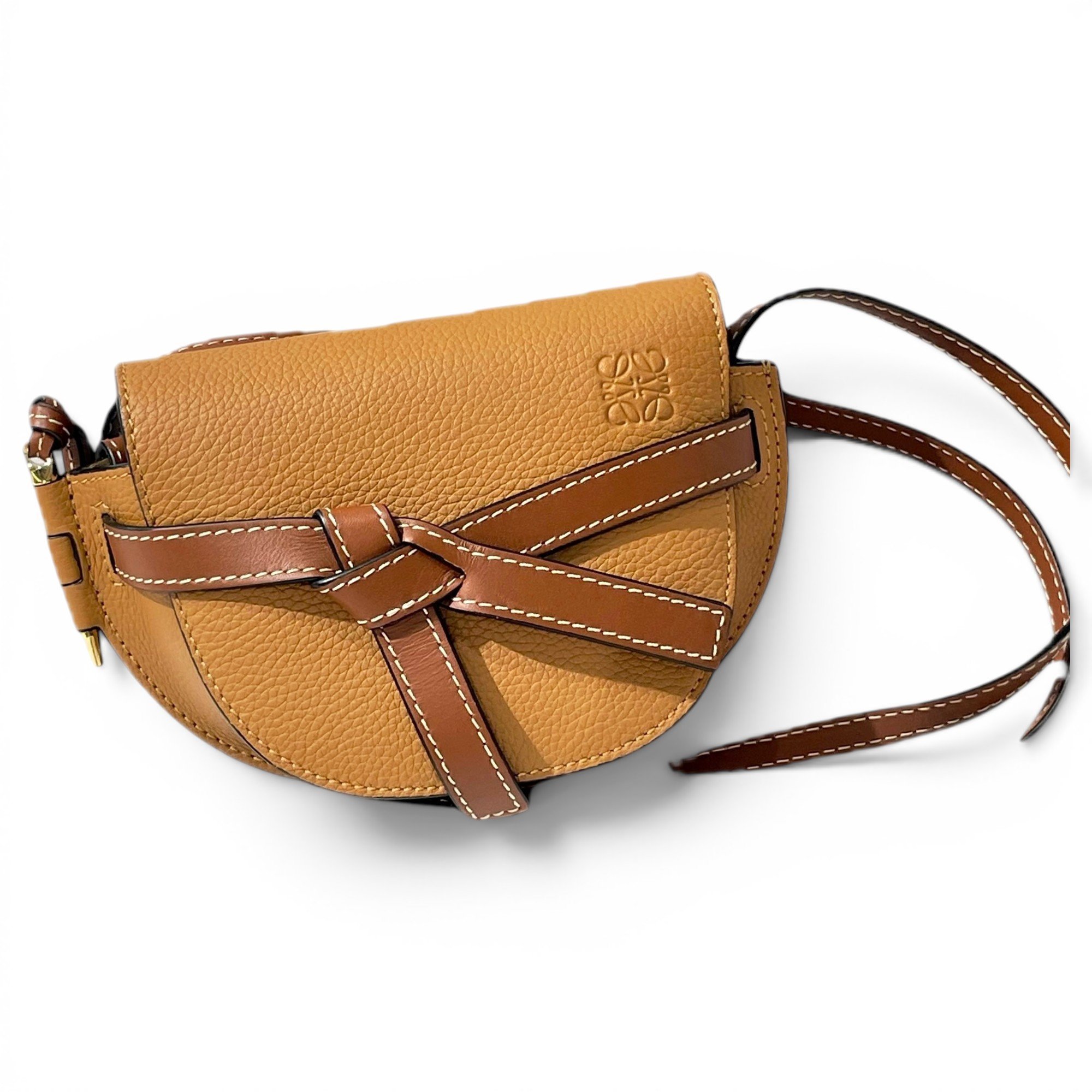 Gate leather handbag